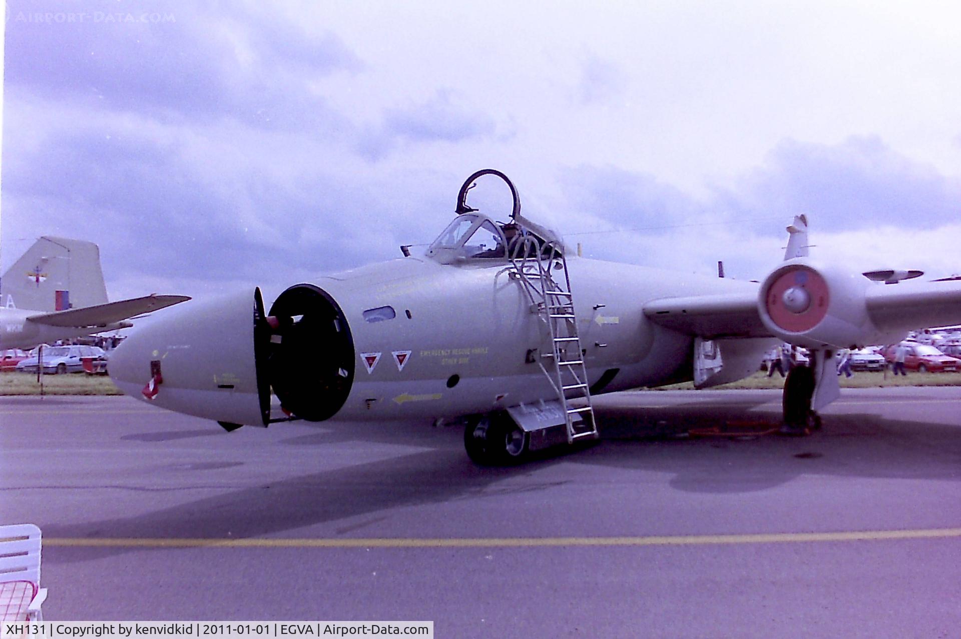 XH131, English Electric Canberra PR.9 C/N SH1721, At RIAT 1993, scanned from negative.
