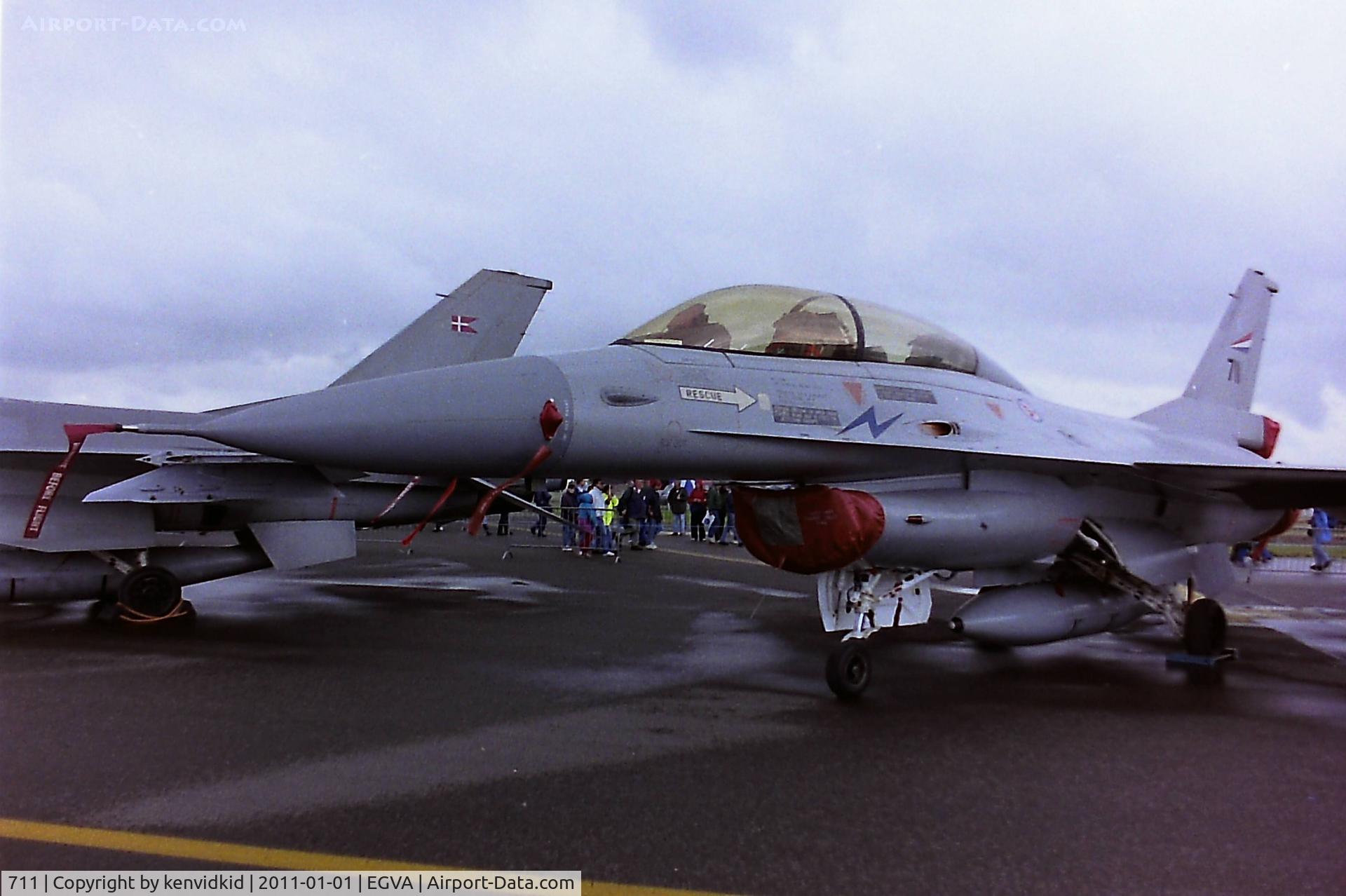 711, 1989 General Dynamics F-16BM Fighting Falcon C/N 6L-13, At RIAT 1993, scanned from negative.
