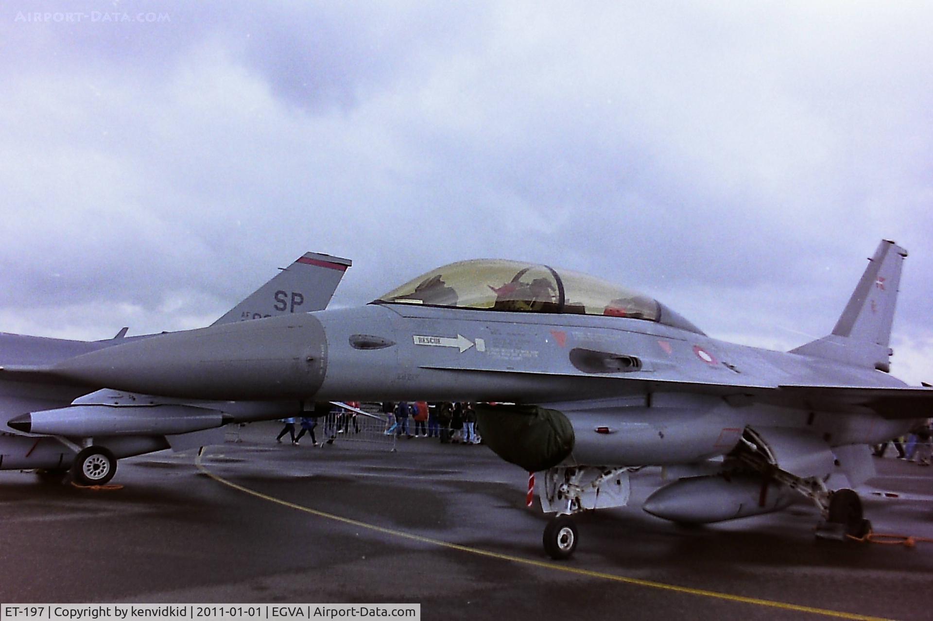 ET-197, 1978 General Dynamics F-16B Fighting Falcon C/N 6G-13, At RIAT 1993, scanned from negative.
