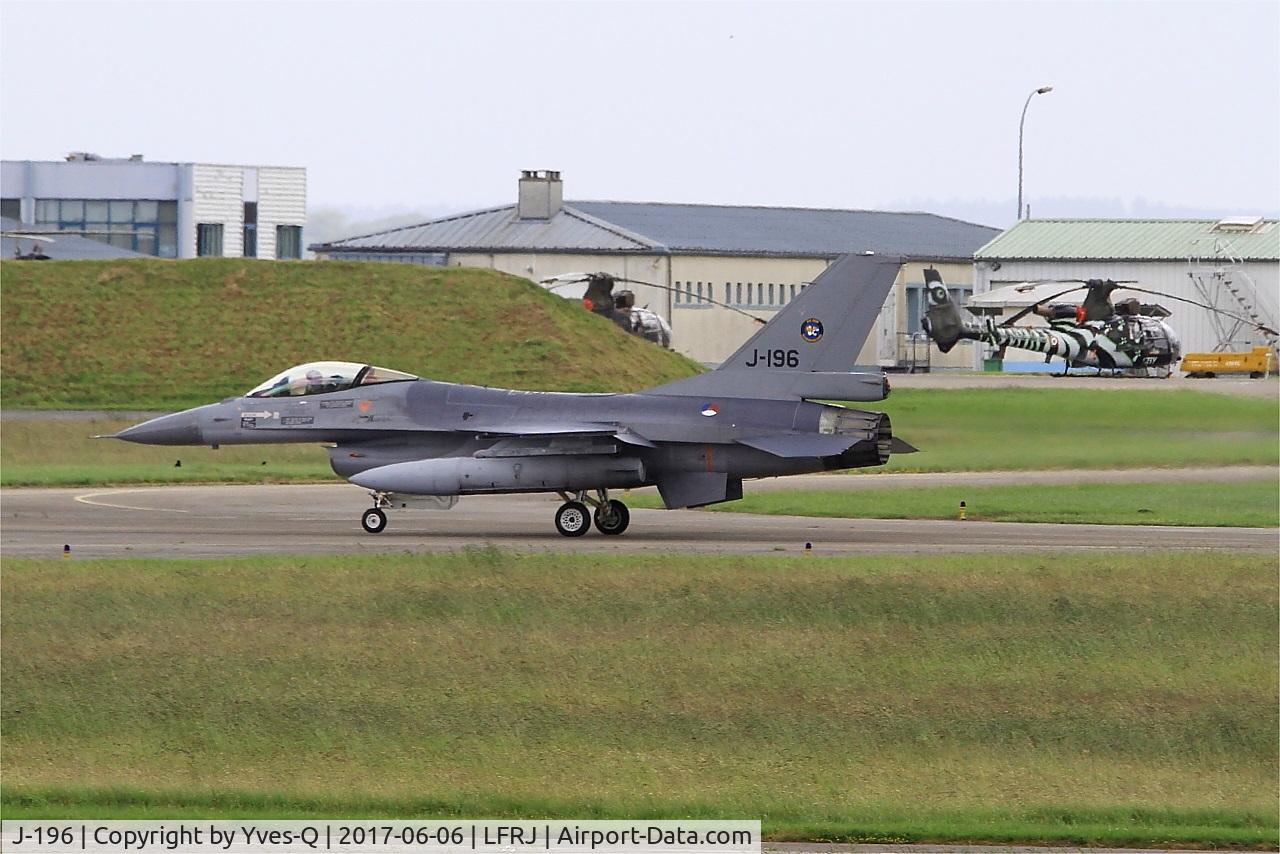 J-196, Fokker F-16AM Fighting Falcon C/N 6D-103, Fokker F-16AM Fighting Falcon, Take off run rwy 08, Landivisiau Naval Air Base (LFRJ) Tiger Meet 2017