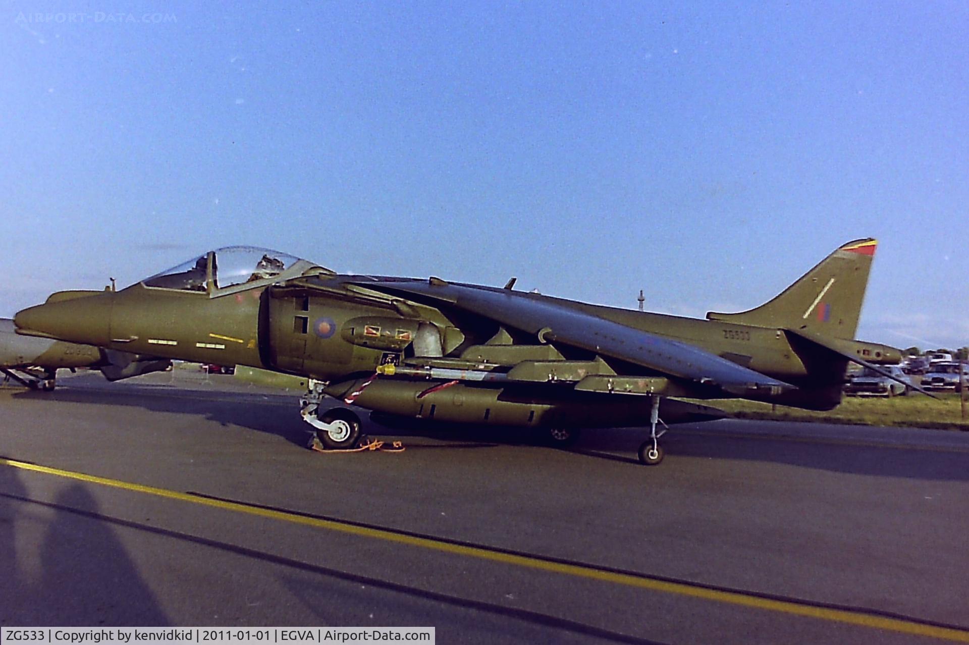 ZG533, 1991 British Aerospace Harrier GR.7 C/N P87, At RIAT 1993, scanned from negative.