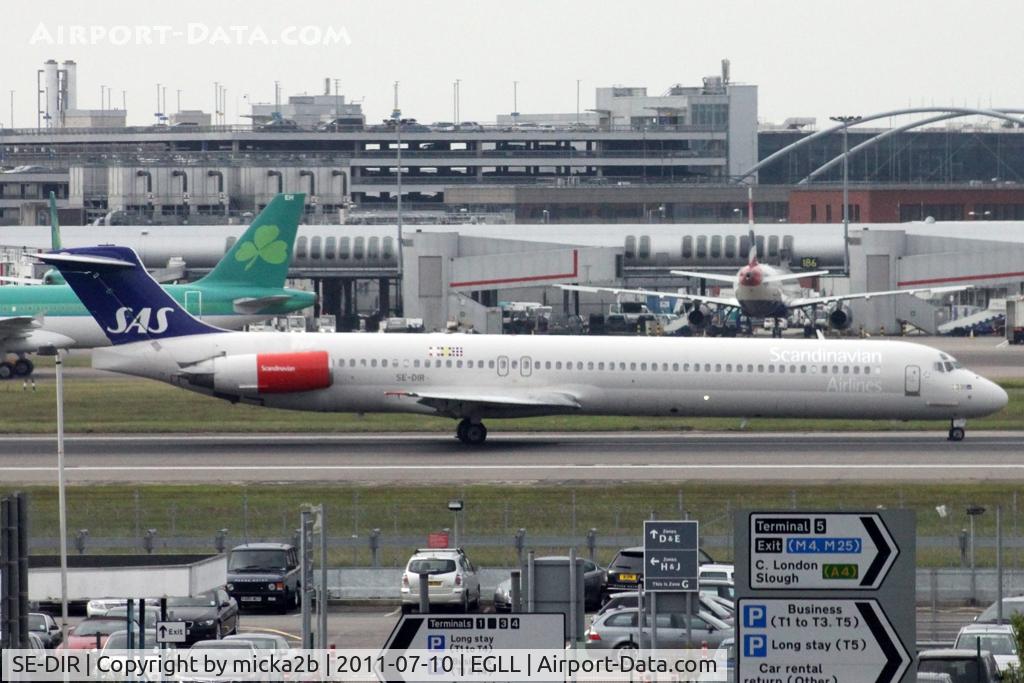 SE-DIR, 1991 McDonnell Douglas MD-82 (DC-9-82) C/N 53004, Taxiing
