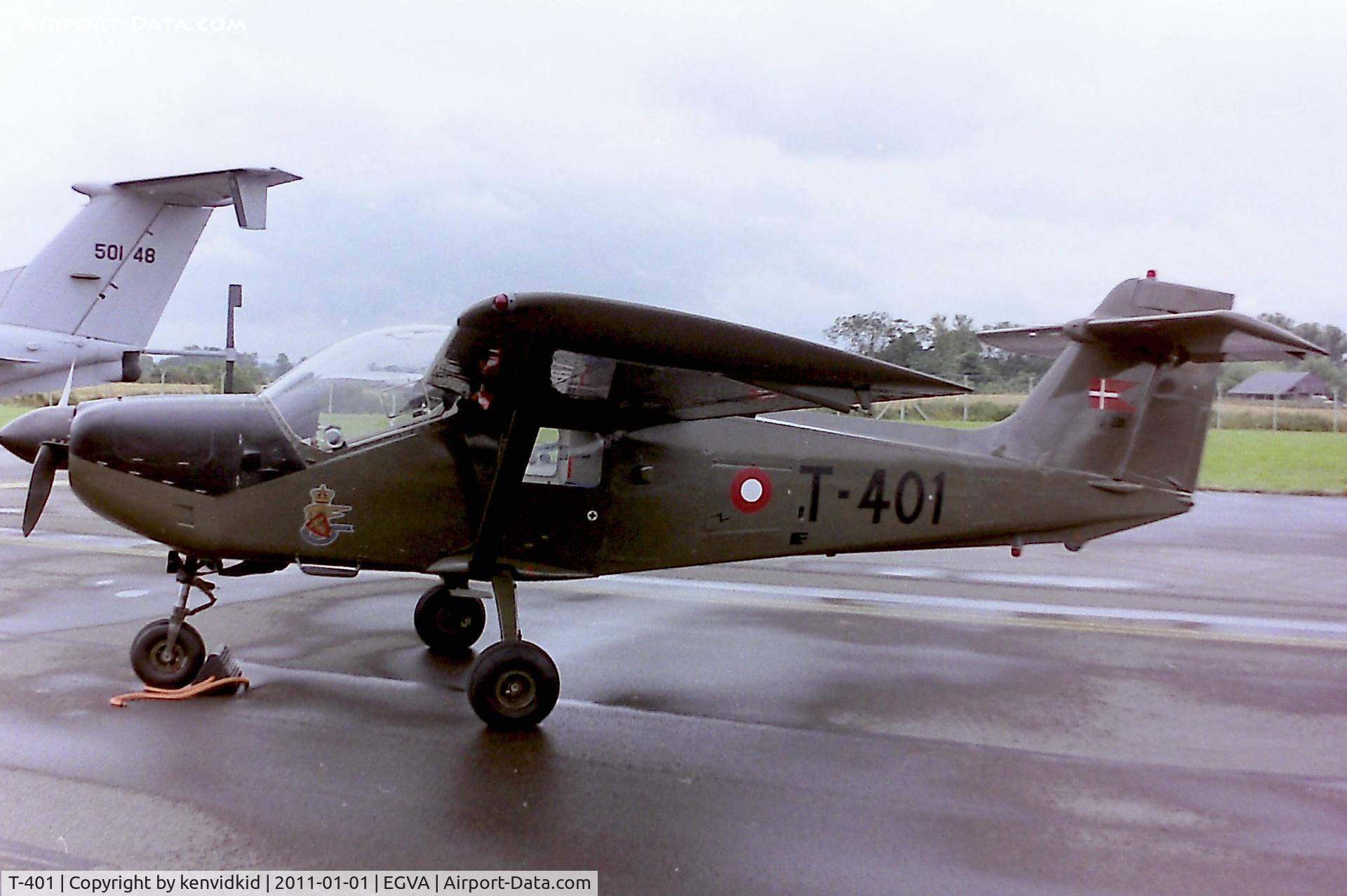 T-401, Saab T-17 Supporter C/N 15-201, At RIAT 1993, scanned from negative.