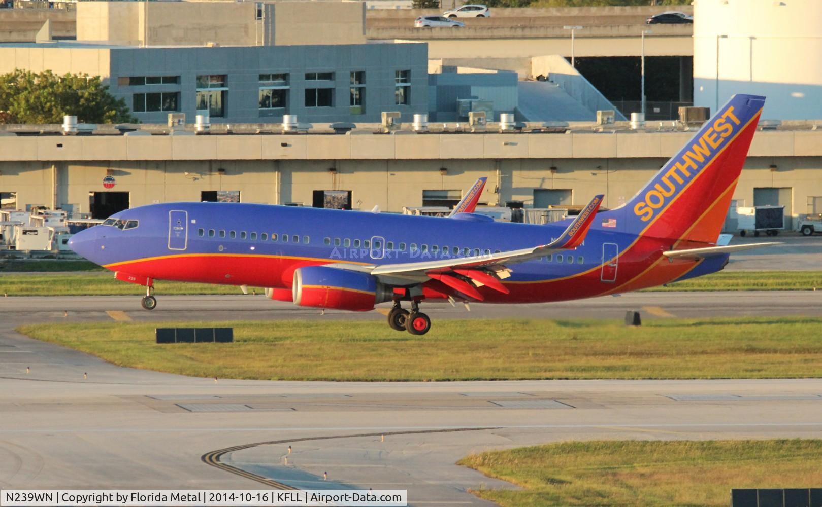 N239WN, 2006 Boeing 737-7H4 C/N 34714, FLL 2014