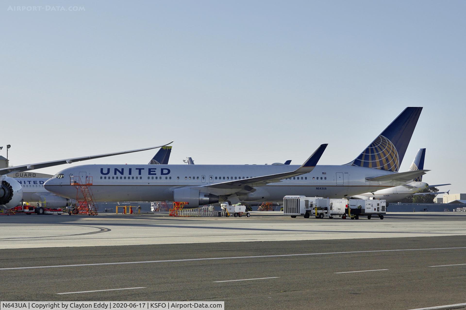 N643UA, 1991 Boeing 767-322/ER C/N 25093, SFO 2020.