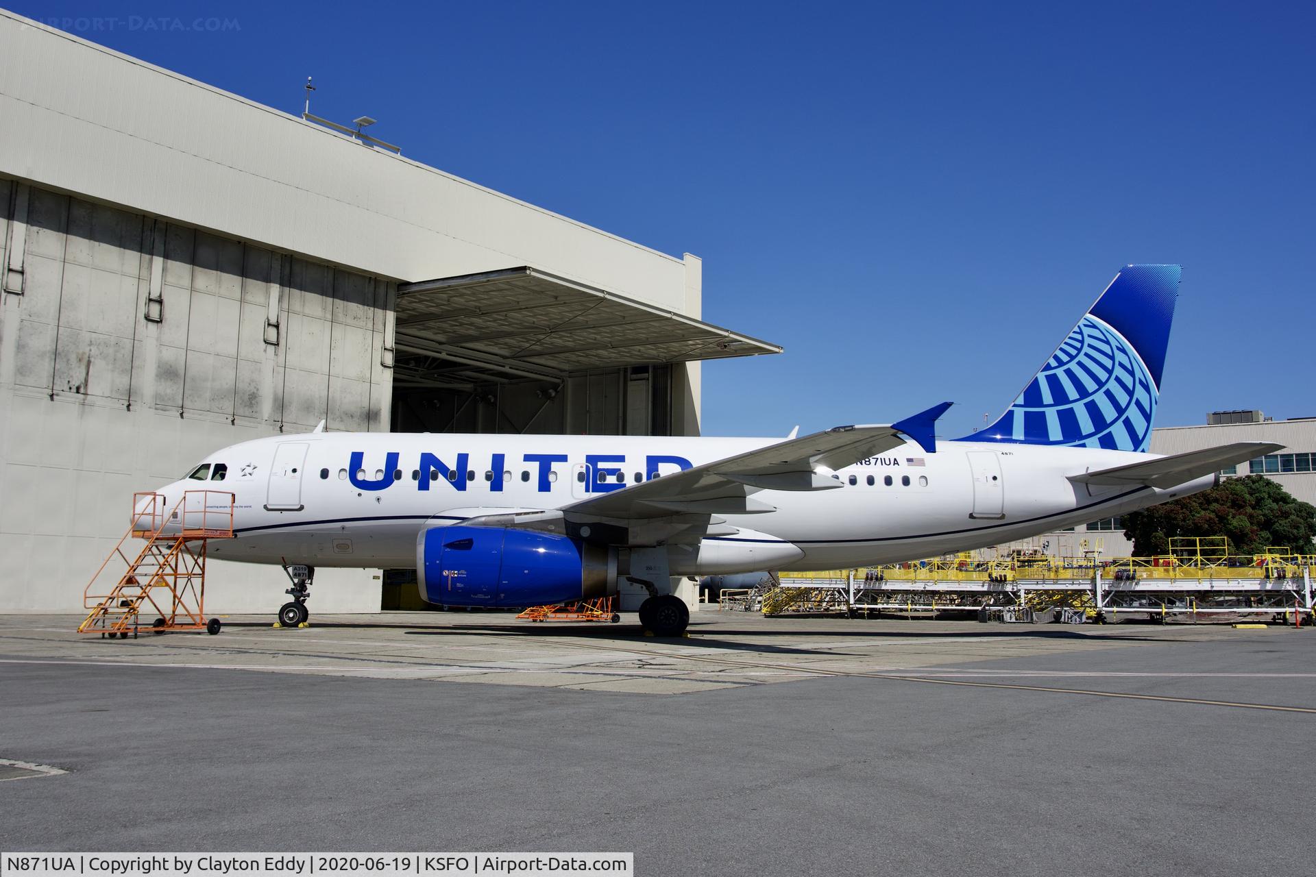 N871UA, 2003 Airbus A319-132 C/N 1971, SFO 2020.