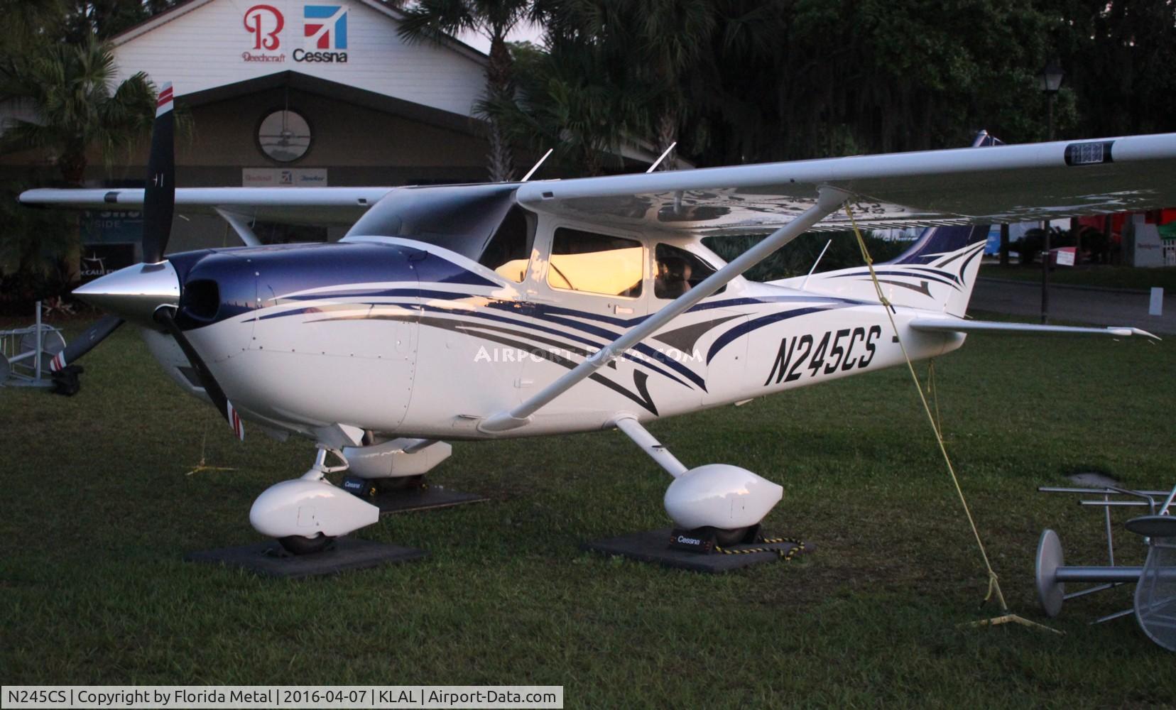 N245CS, 2016 Cessna 182T Skylane Skylane C/N 18282423, SNF 2016