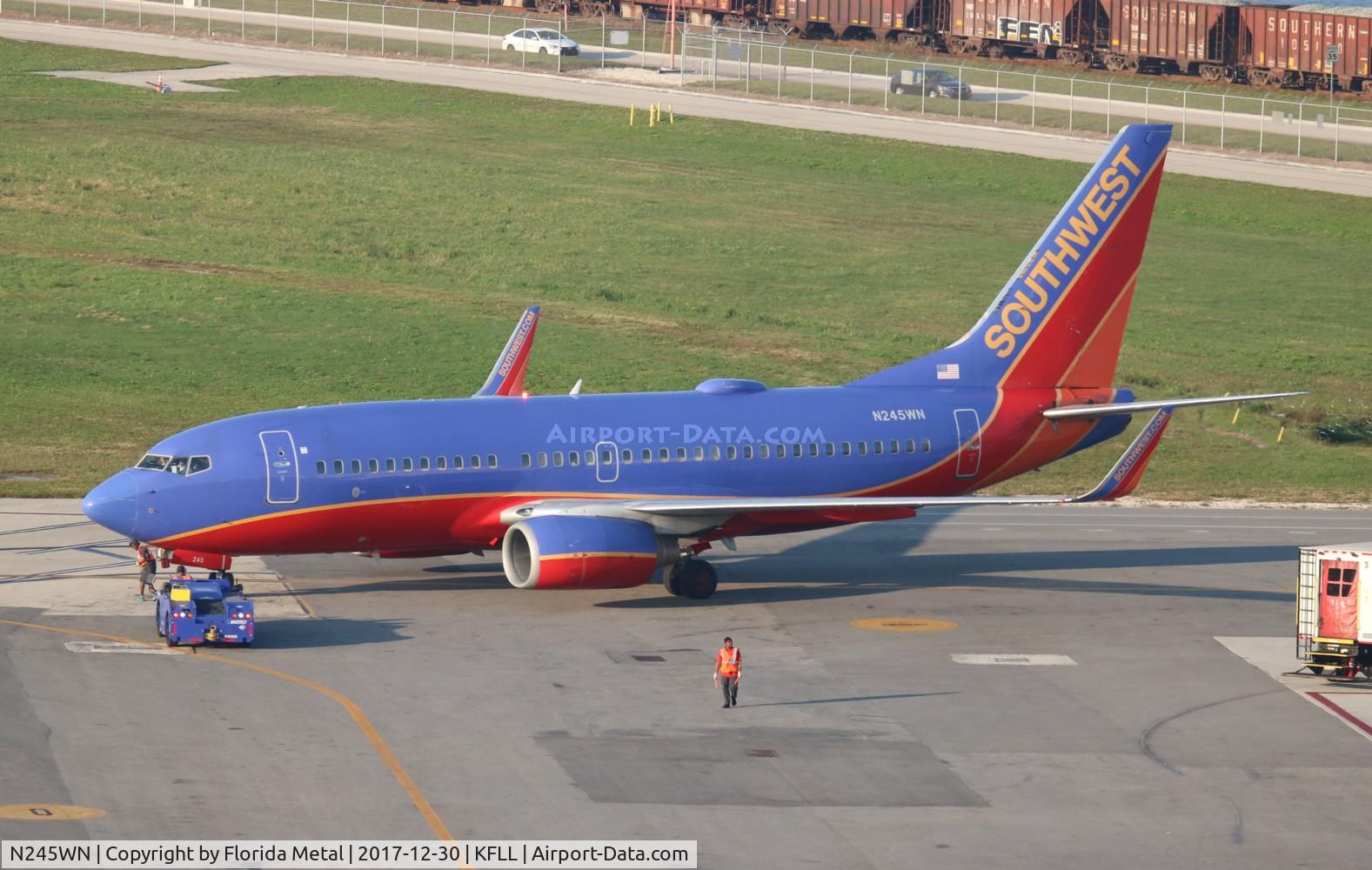 N245WN, 2006 Boeing 737-7H4 C/N 32506, FLL 2017