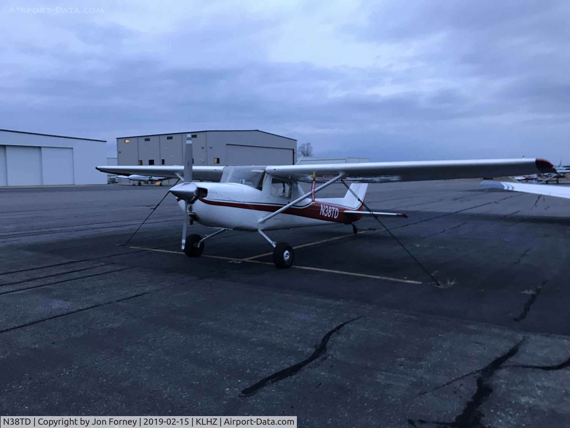 N38TD, 1971 Cessna 150L C/N 15073098, C150L