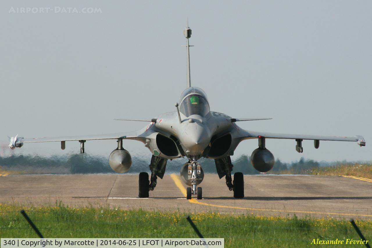 340, Dassault Rafale B C/N 340, Taxiing for holding point runway 02.