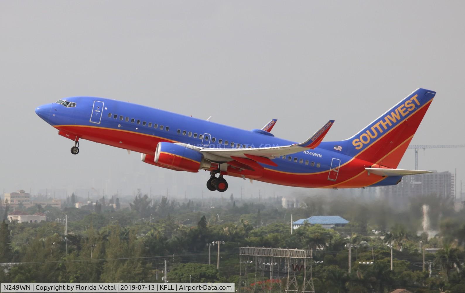 N249WN, 2006 Boeing 737-7H4 C/N 34951, FLL 2019