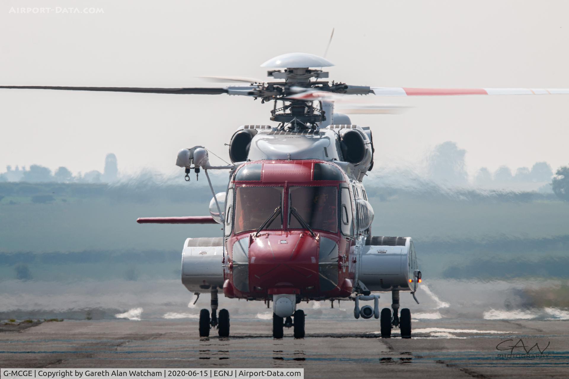 G-MCGE, 2014 Sikorsky S-92A C/N 920214, G-MCGE Returning to Base