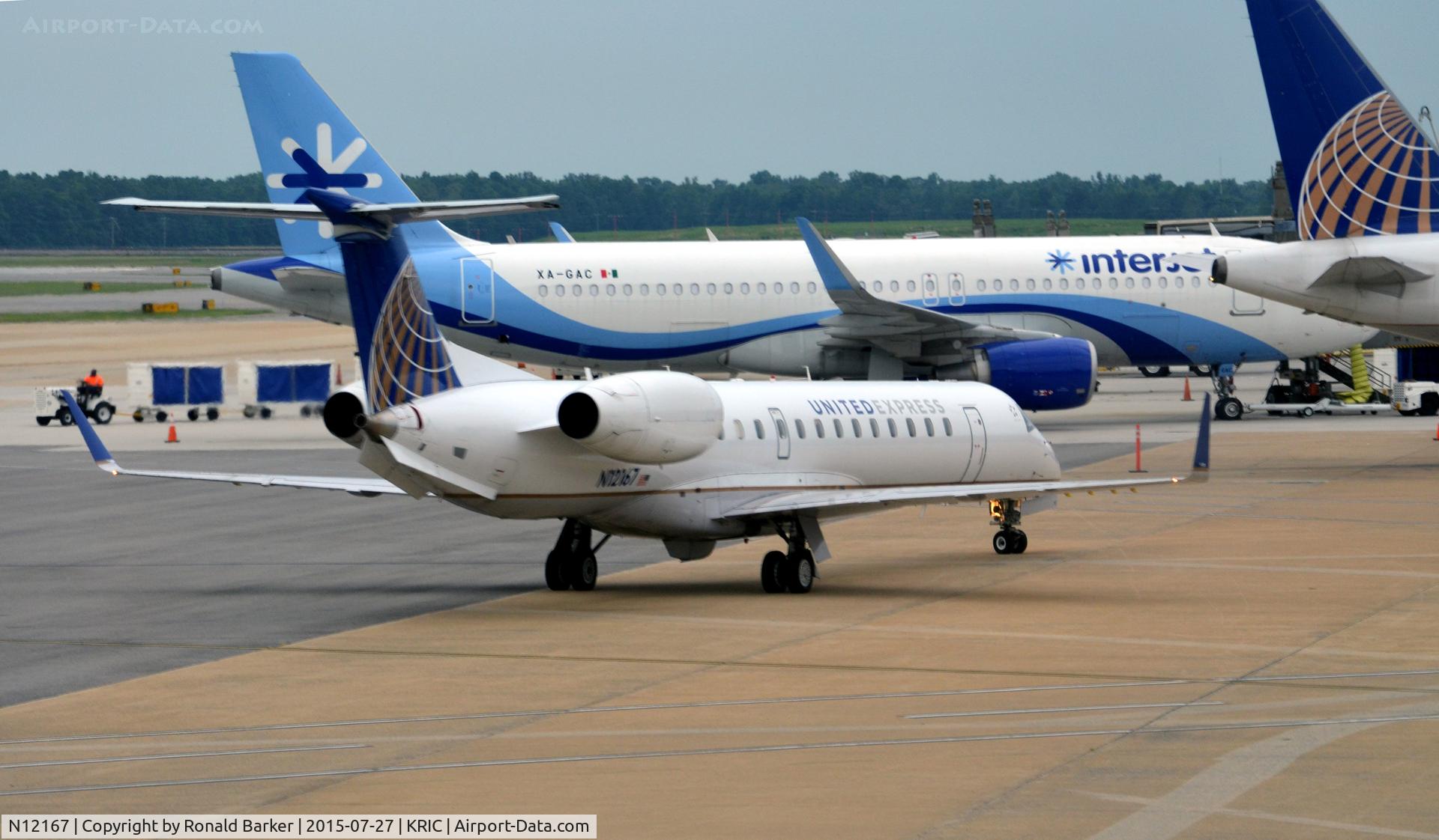 N12167, 2004 Embraer ERJ-145XR (EMB-145XR) C/N 14500834, Taxi RIC