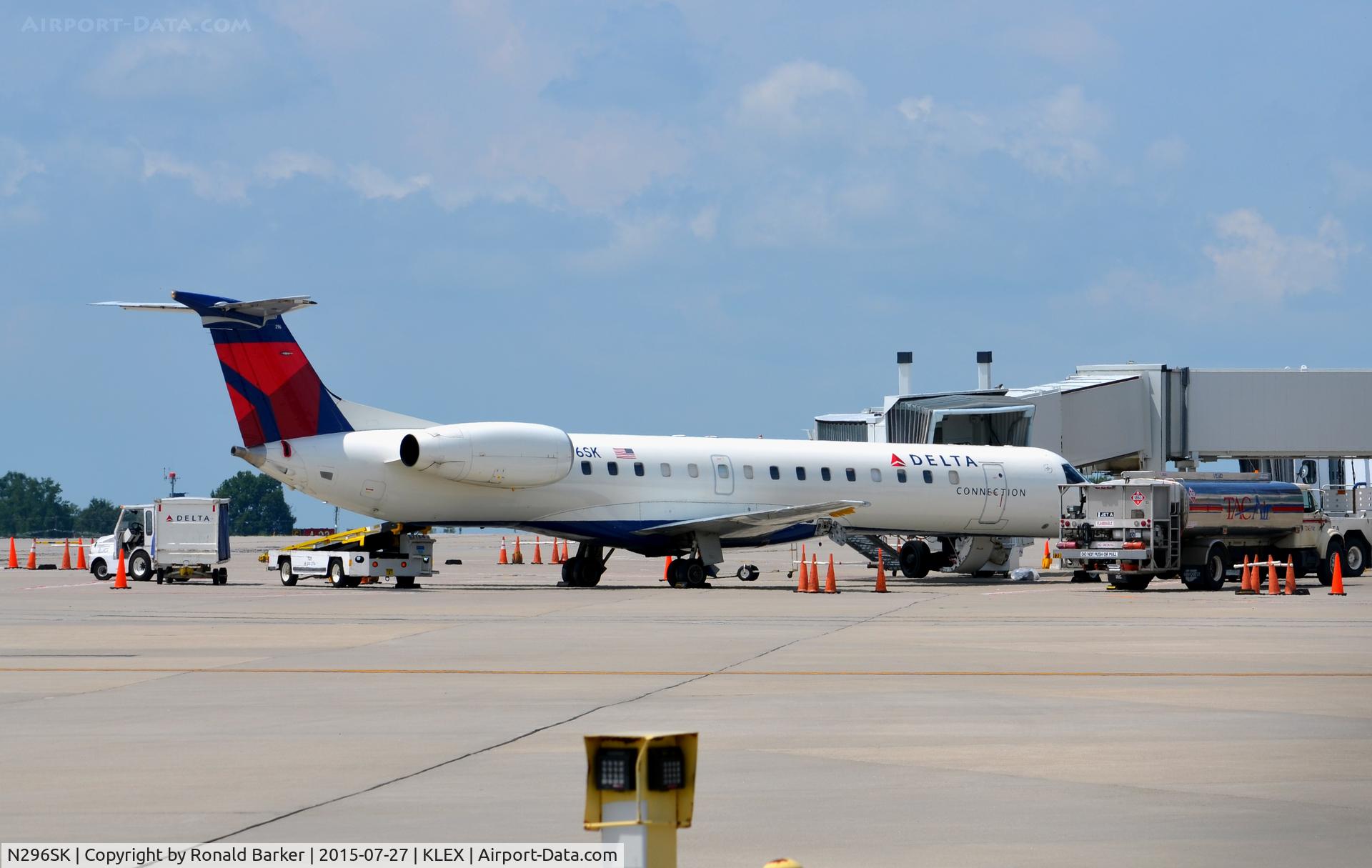 N296SK, 2001 Embraer ERJ-145LR (EMB-145LR) C/N 145514, Parked Lexington
