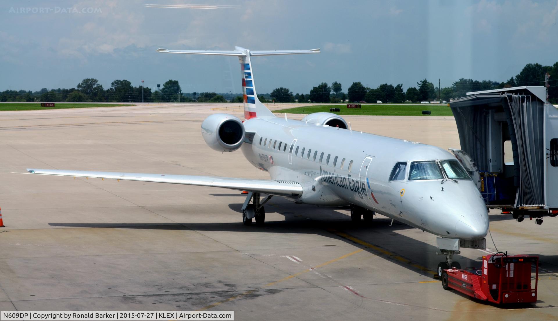 N609DP, 1998 Embraer ERJ-145LR (EMB-145LR) C/N 145069, At gate Lexington