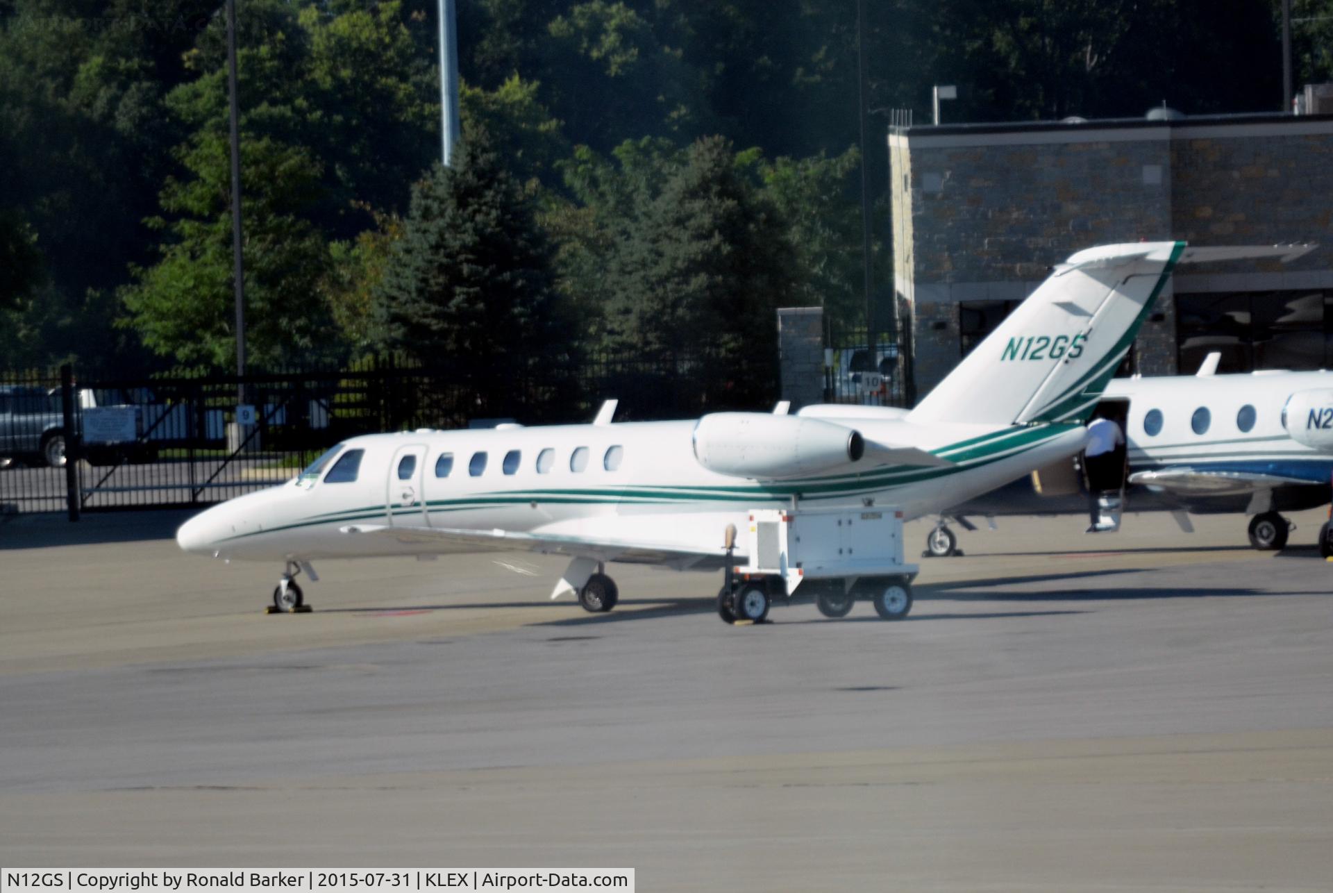N12GS, 2006 Cessna 525B CitationJet CJ3 C/N 525B0122, Parked Lexington