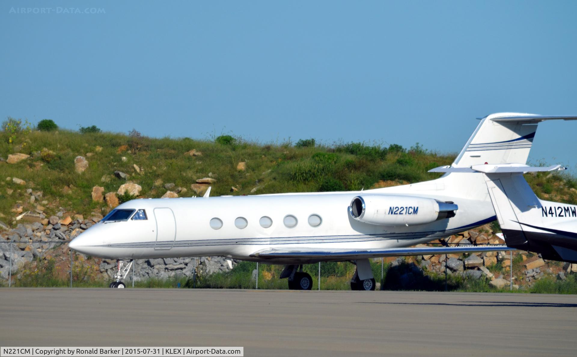 N221CM, 1982 Gulfstream Aerospace G-1159A Gulfstream III C/N 343, Parked Lexington