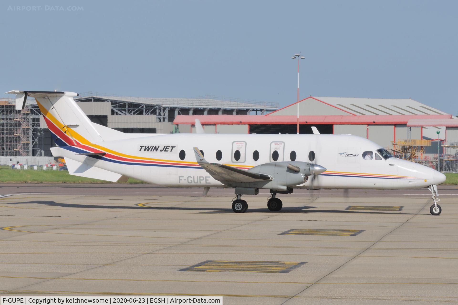 F-GUPE, 1996 Beech 1900D C/N UE-248, Arriving at Norwich from Provence.