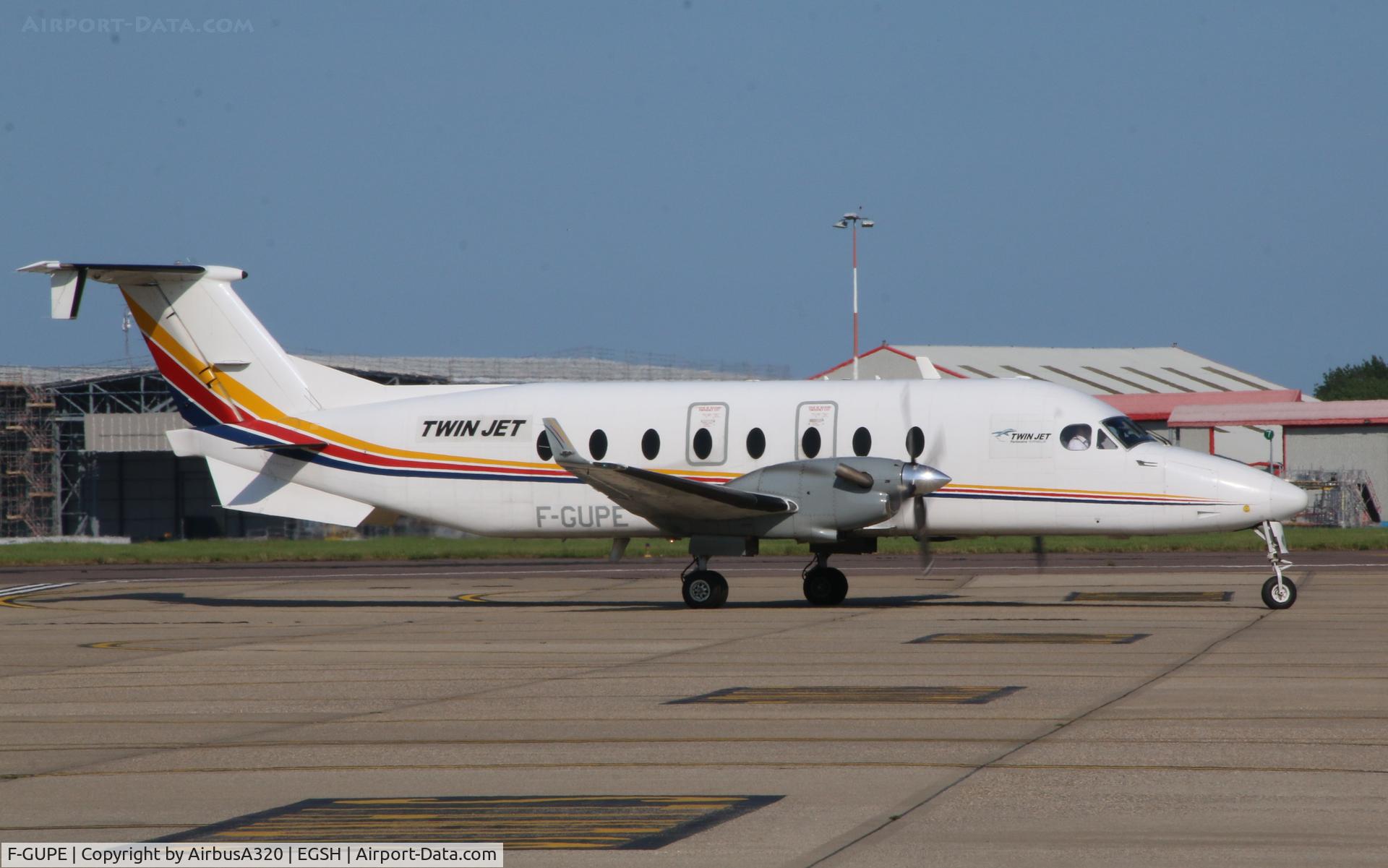 F-GUPE, 1996 Beech 1900D C/N UE-248, Arriving in Norwich