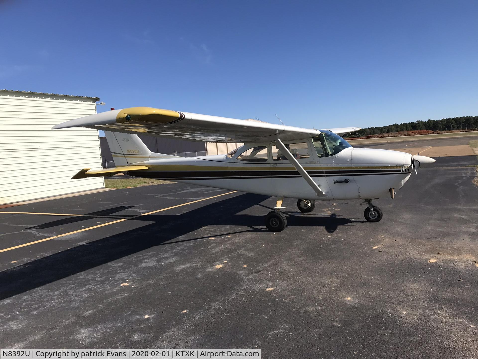 N8392U, 1965 Cessna 172F C/N 17252292, on the ramp