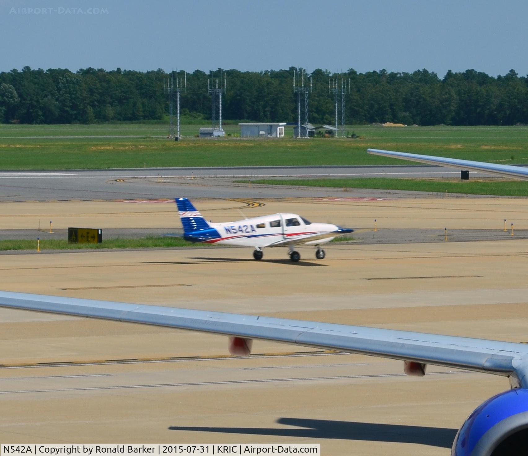 N542A, 2014 Piper PA-28-181 C/N 2843762, Taxi Richmond
