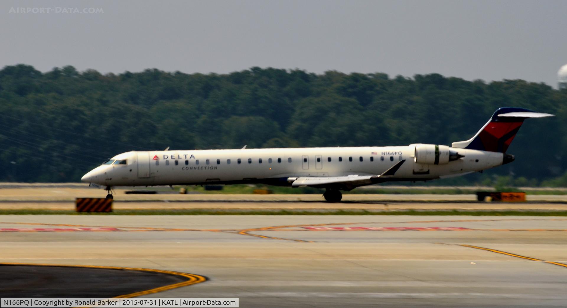 N166PQ, 2008 Bombardier CRJ-900ER (CL-600-2D24) C/N 15166, Landing Atlanta