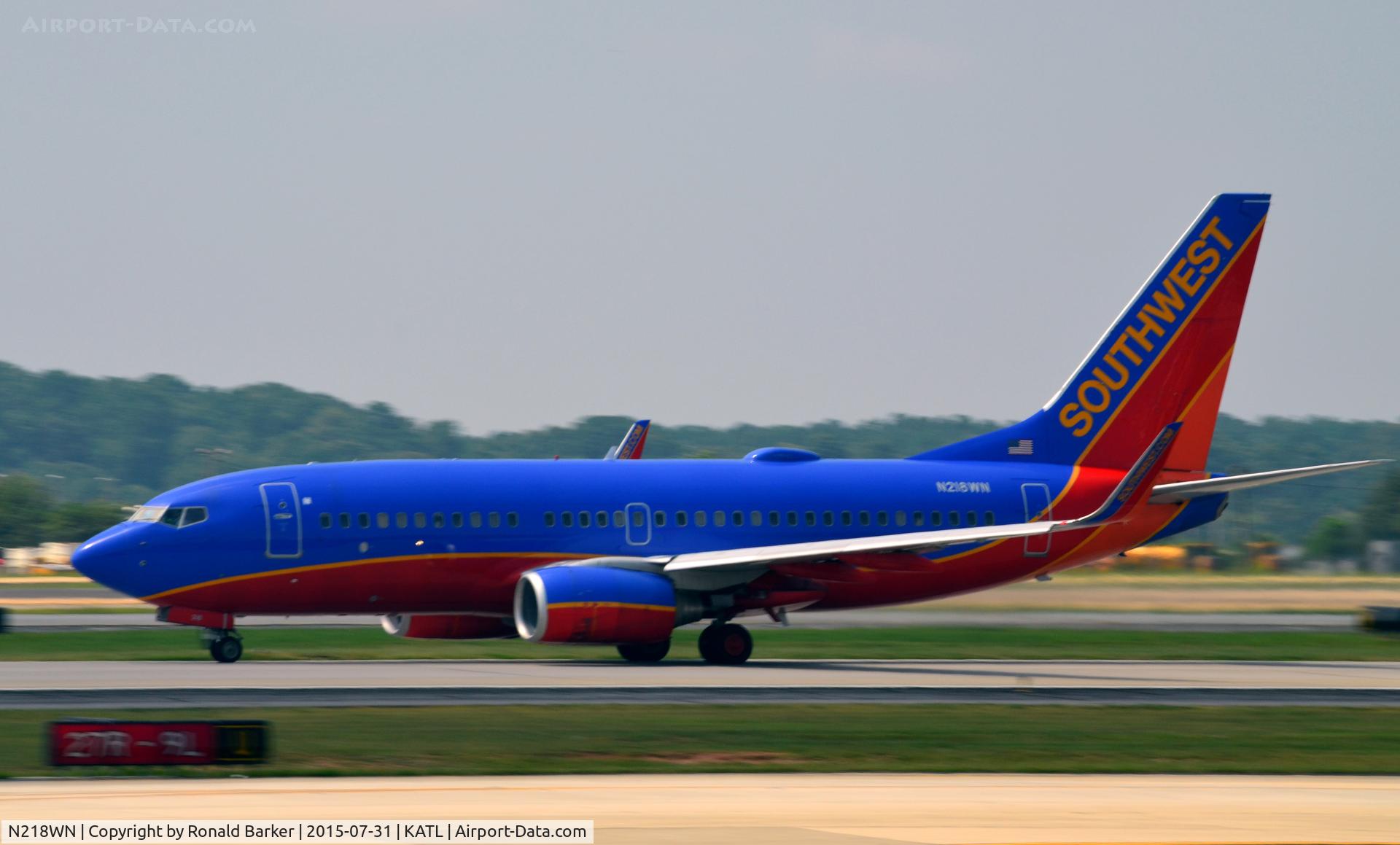 N218WN, 2005 Boeing 737-7H4 C/N 32489, Takeoff Atlanta