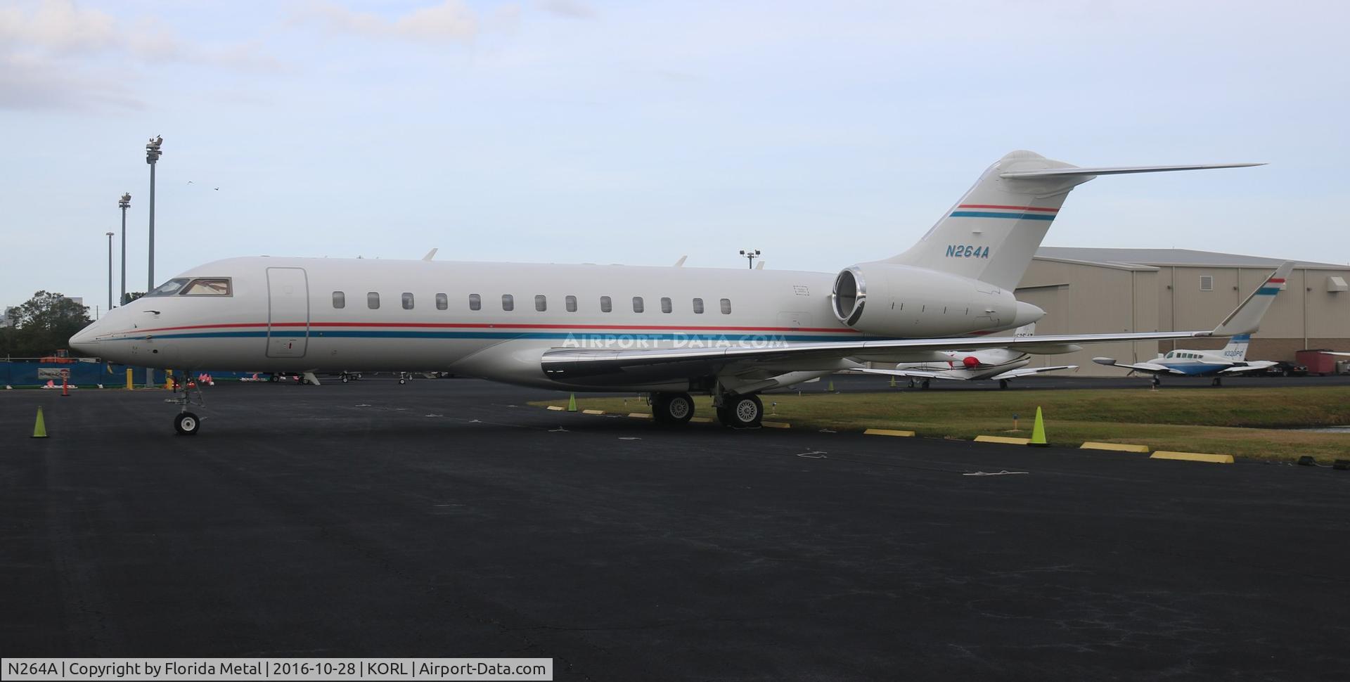 N264A, 2000 Bombardier BD-700-1A10 Global Express C/N 9064, NBAA 2016