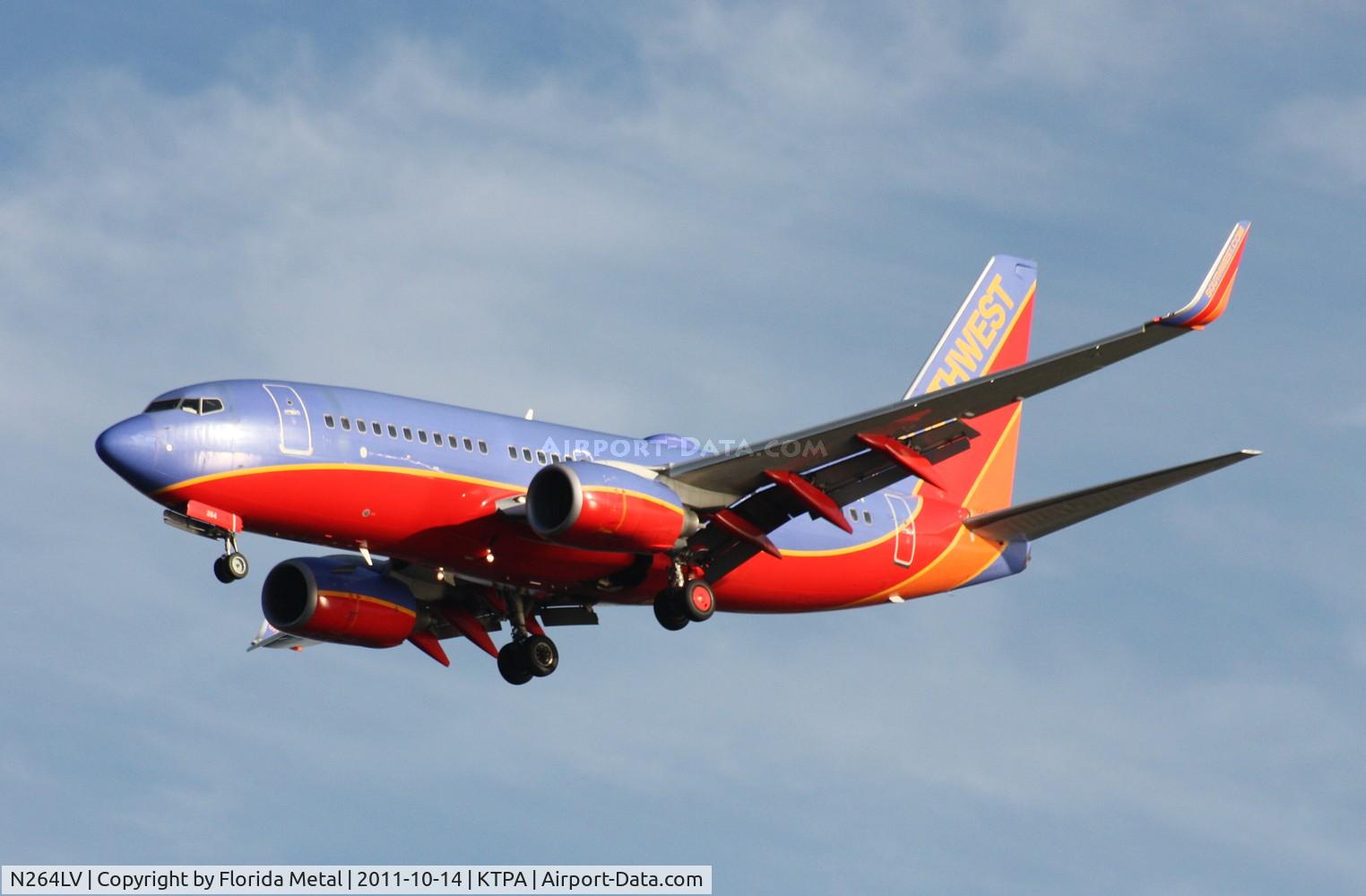 N264LV, 2007 Boeing 737-7H4 C/N 32521, TPA 2011
