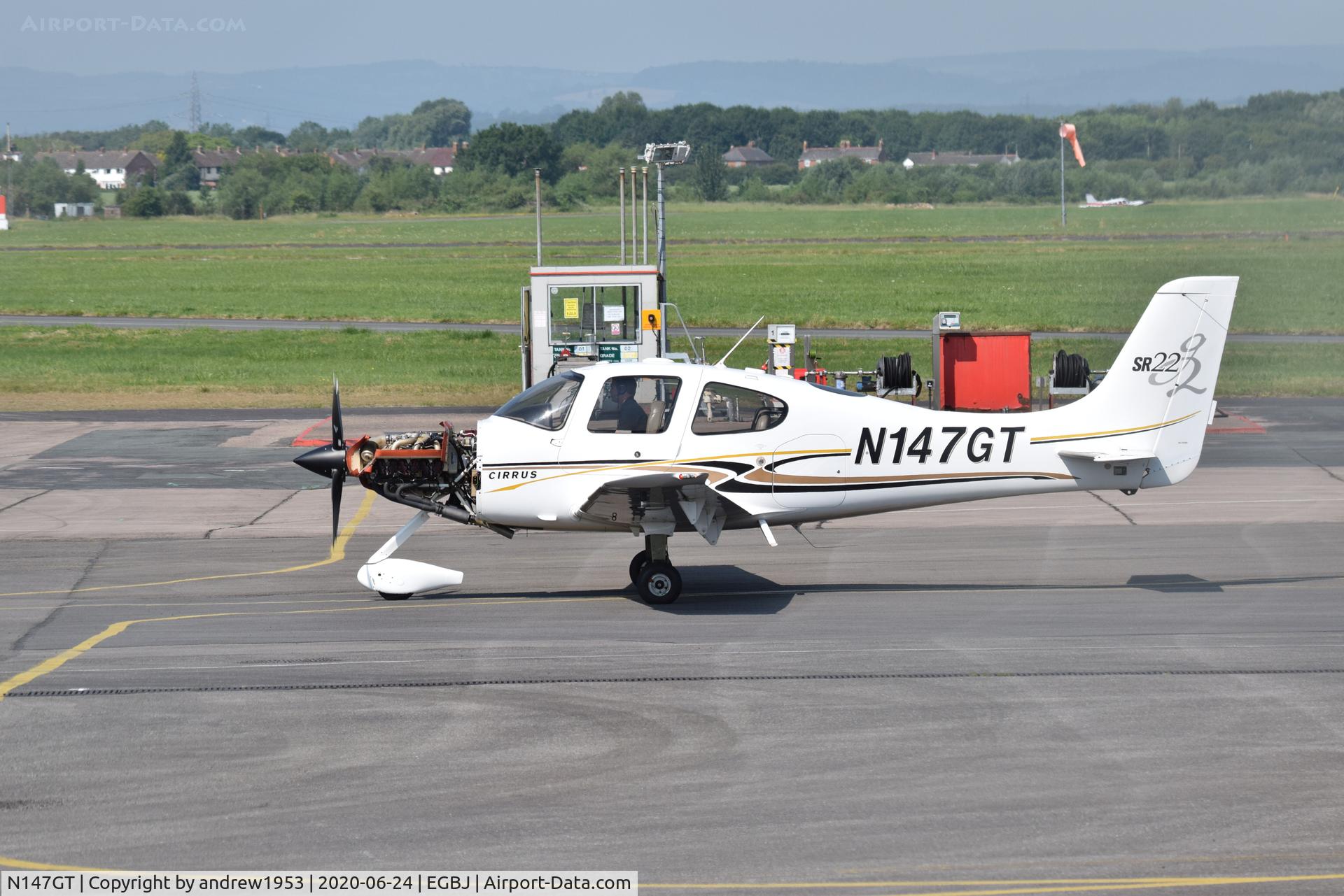 N147GT, 2004 Cirrus SR22 G2 C/N 1069, N147GT at Gloucestershire Airport.