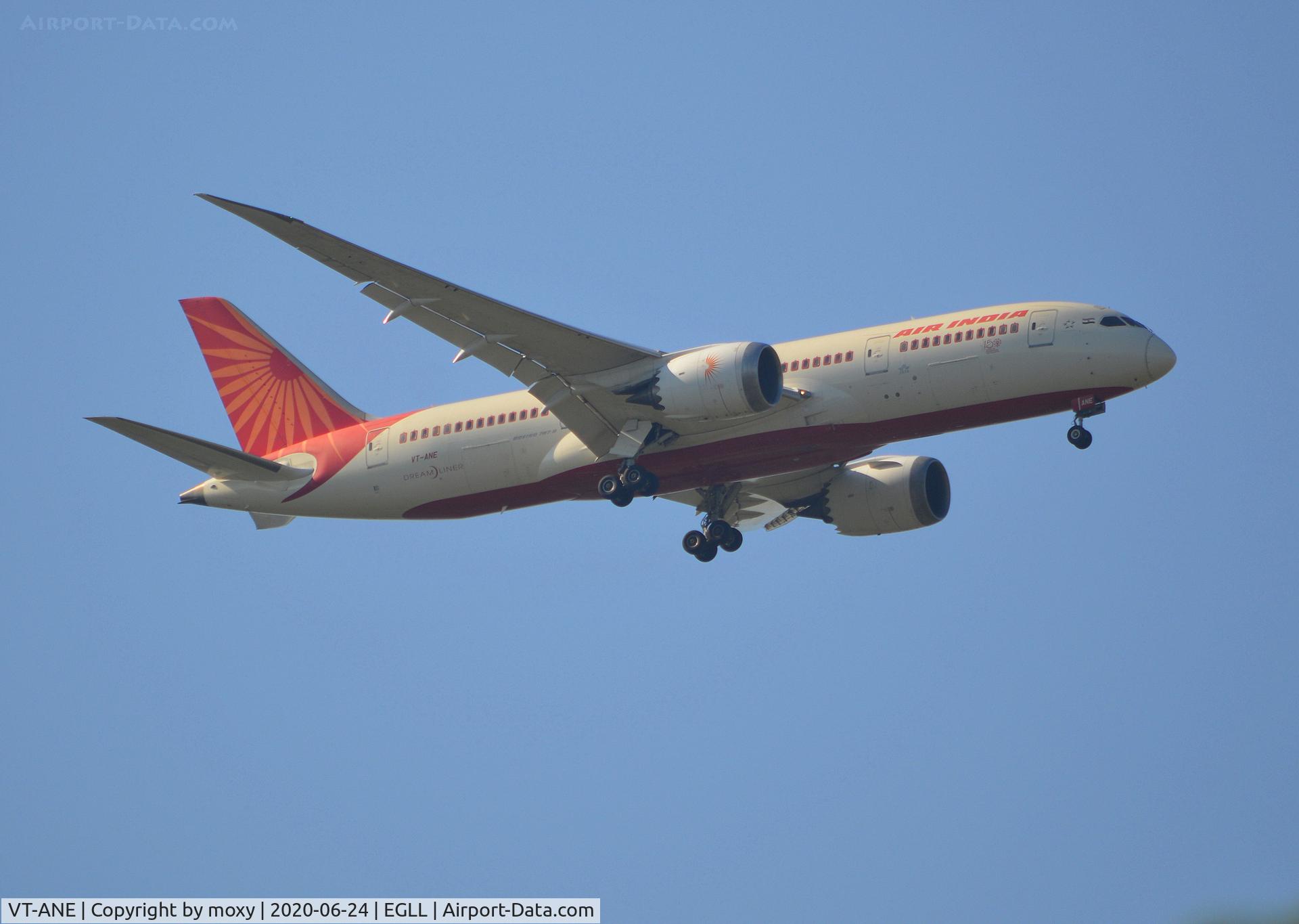 VT-ANE, 2013 Boeing 787-8 Dreamliner C/N 36280, Boeing 787-8 Dreamliner on finals to 9R London Heathrow.