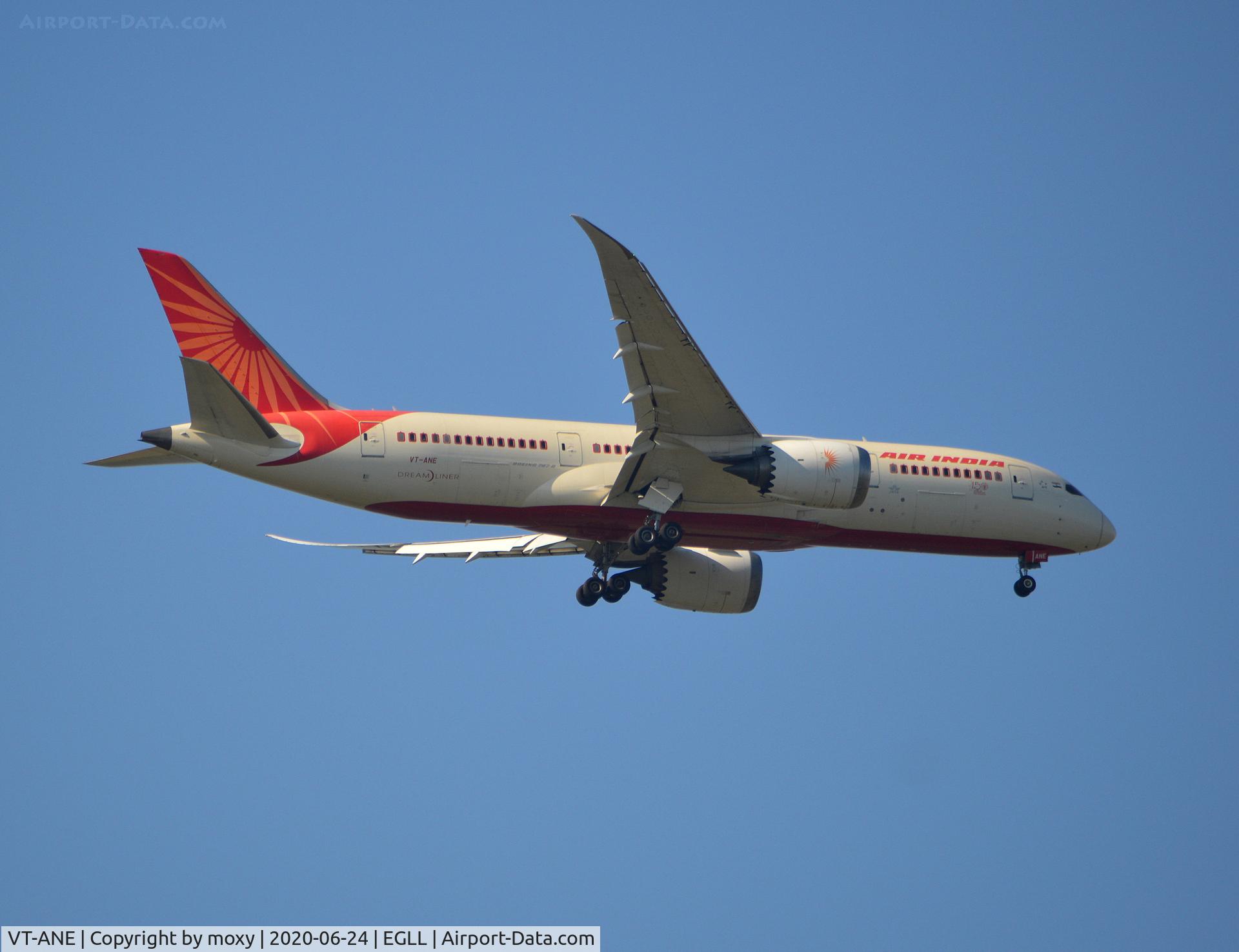 VT-ANE, 2013 Boeing 787-8 Dreamliner C/N 36280, Boeing 787-8 Dreamliner on finals to 9R London Heathrow.