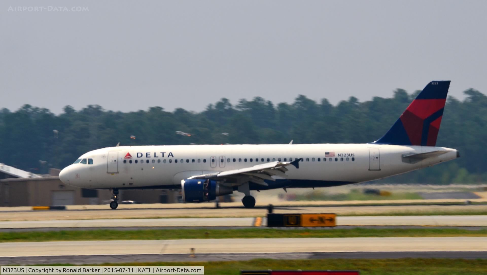 N323US, 1992 Airbus A320-211 C/N 272, Landing Atlanta