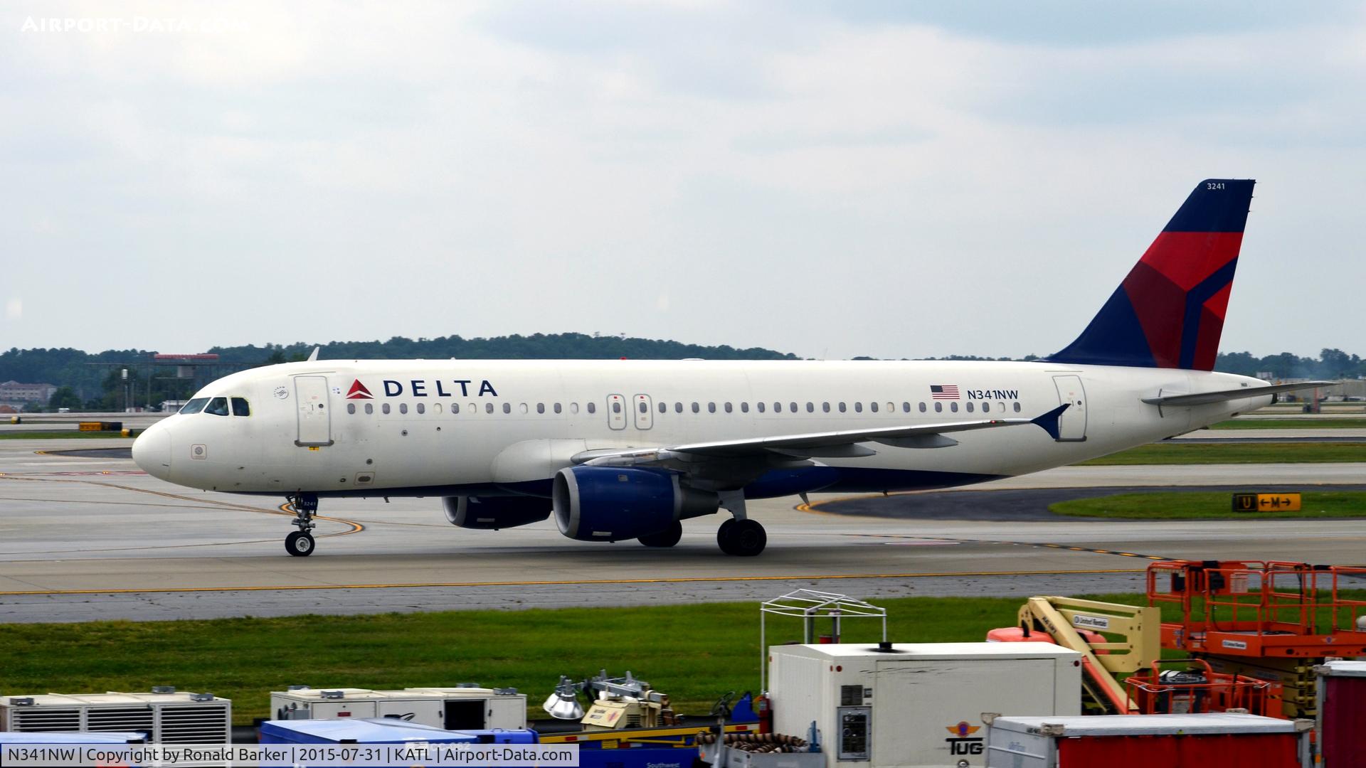 N341NW, 1992 Airbus A320-212 C/N 380, Taxi Atlanta