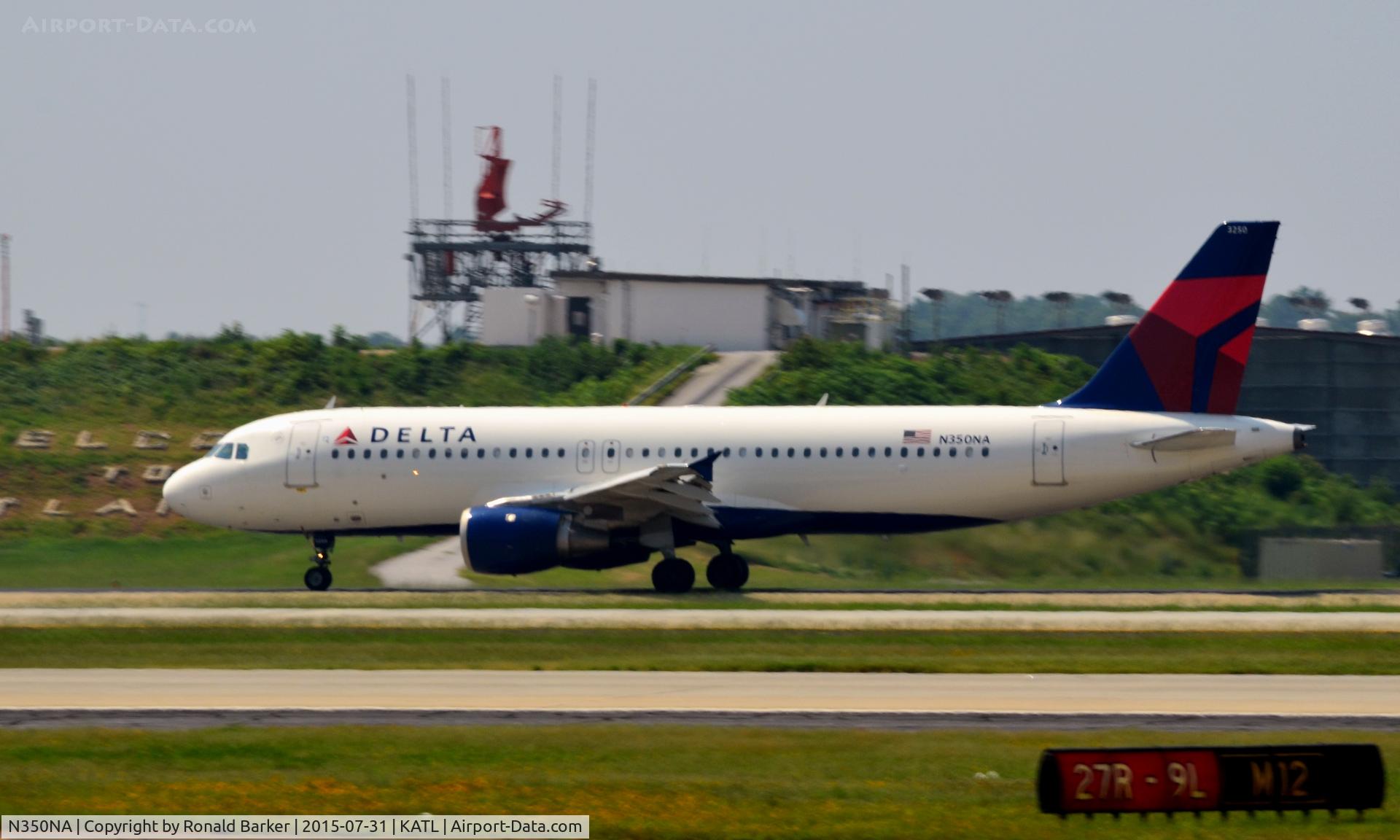 N350NA, 1993 Airbus A320-212 C/N 418, Taxi Atlanta