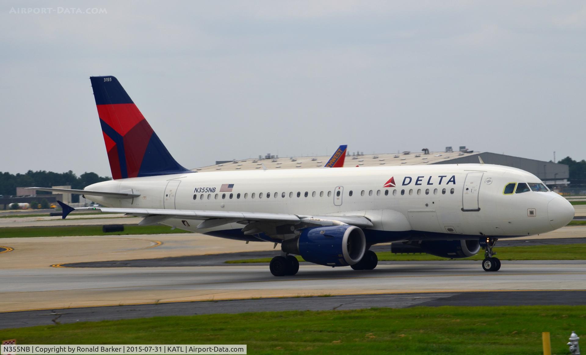 N355NB, 2002 Airbus A319-114 C/N 1839, Taxi Atlanta