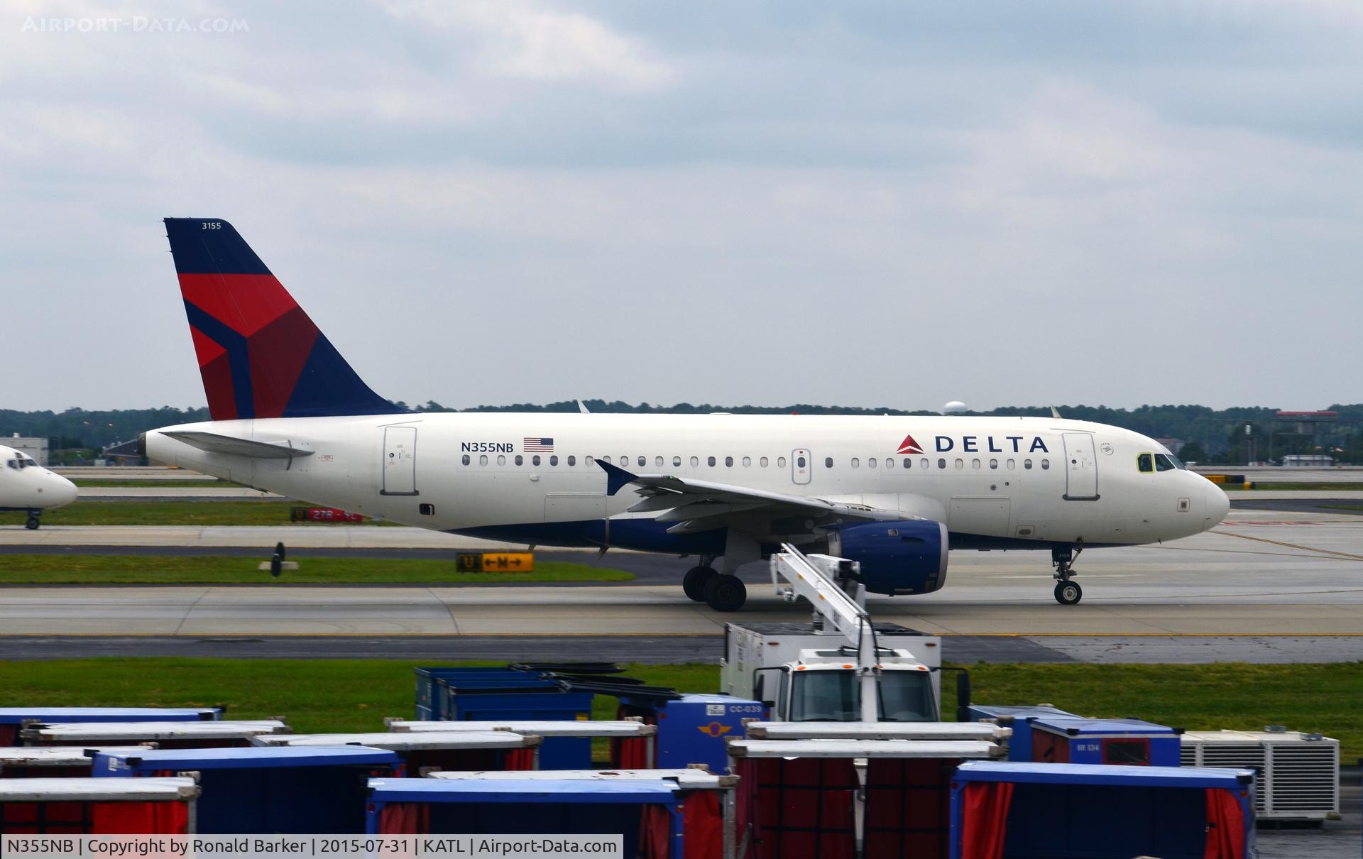 N355NB, 2002 Airbus A319-114 C/N 1839, Taxi Atlanta