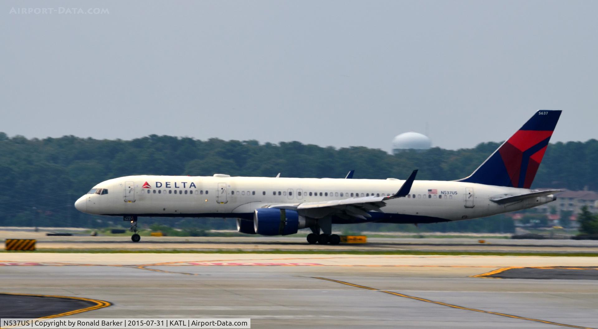 N537US, 1996 Boeing 757-251 C/N 26484, Landing Atlanta