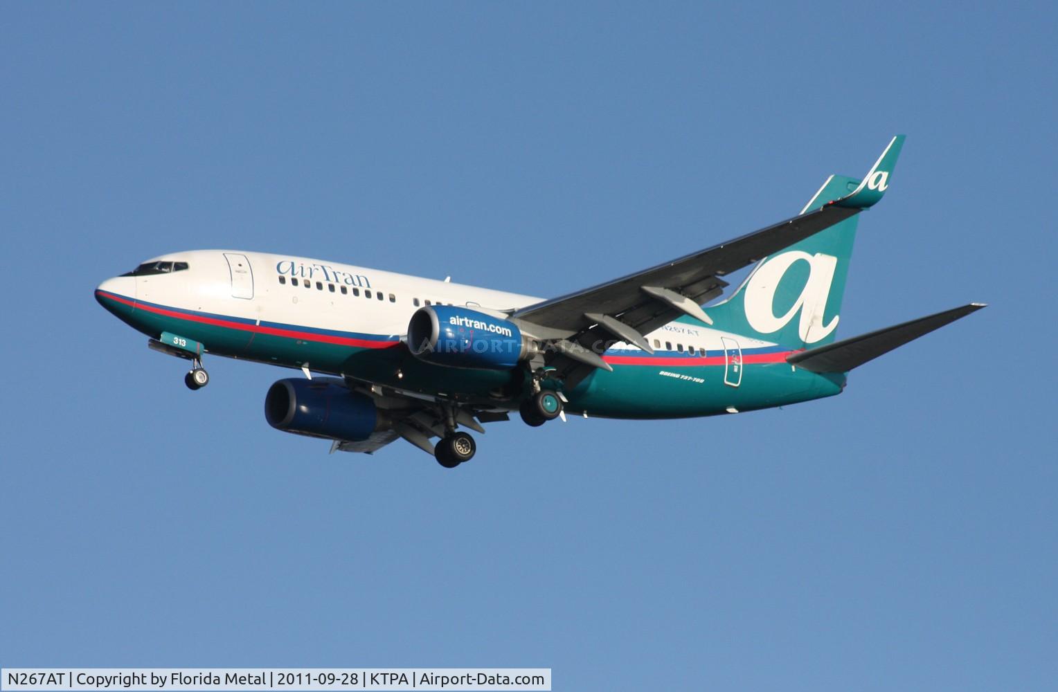 N267AT, 2005 Boeing 737-7BD C/N 33919, TPA 2011
