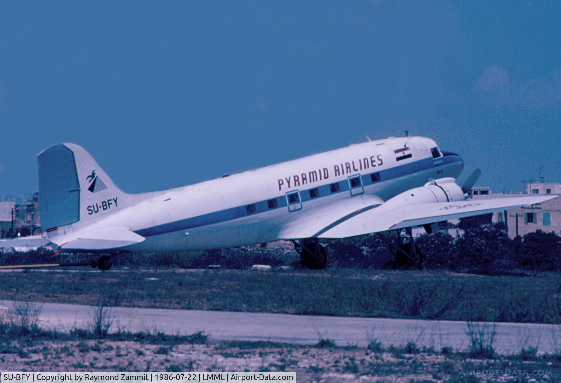 SU-BFY, 1943 Douglas DC-3C-S1C3G (C-47A) C/N 19754, Douglas DC3 SU-BFY Pyramid Airlines