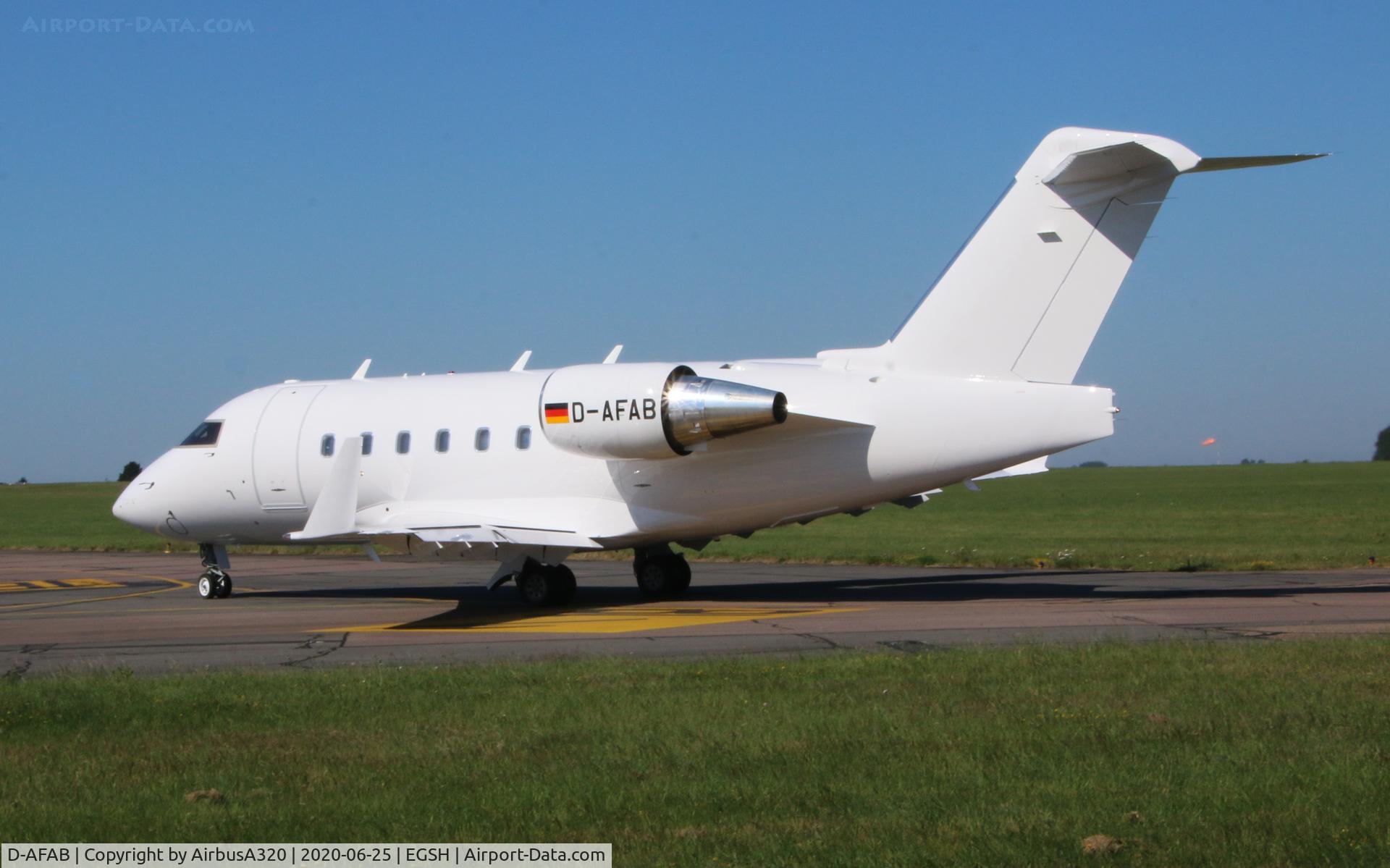 D-AFAB, 1998 Bombardier Challenger 604 (CL-600-2B16) C/N 5378, Departing Norwich following a repaint