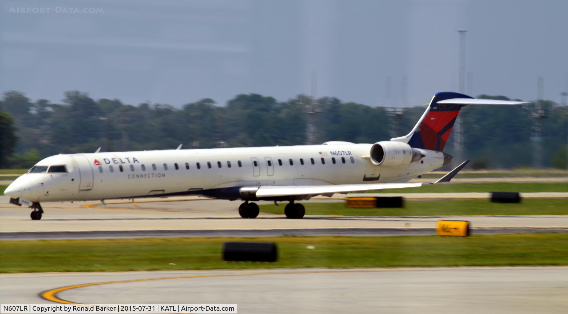 N607LR, 2008 Bombardier CRJ-900ER (CL-600-2D24) C/N 15178, Taxi Atlanta