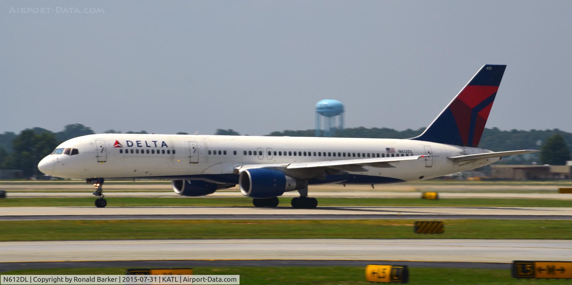 N612DL, 1985 Boeing 757-232 C/N 22819, Takeoff Atlanta