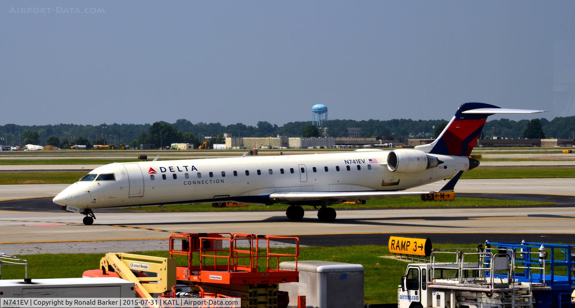 N741EV, 2004 Bombardier CRJ-701ER (CL-600-2C10) Regional Jet C/N 10155, Taxi Atlanta