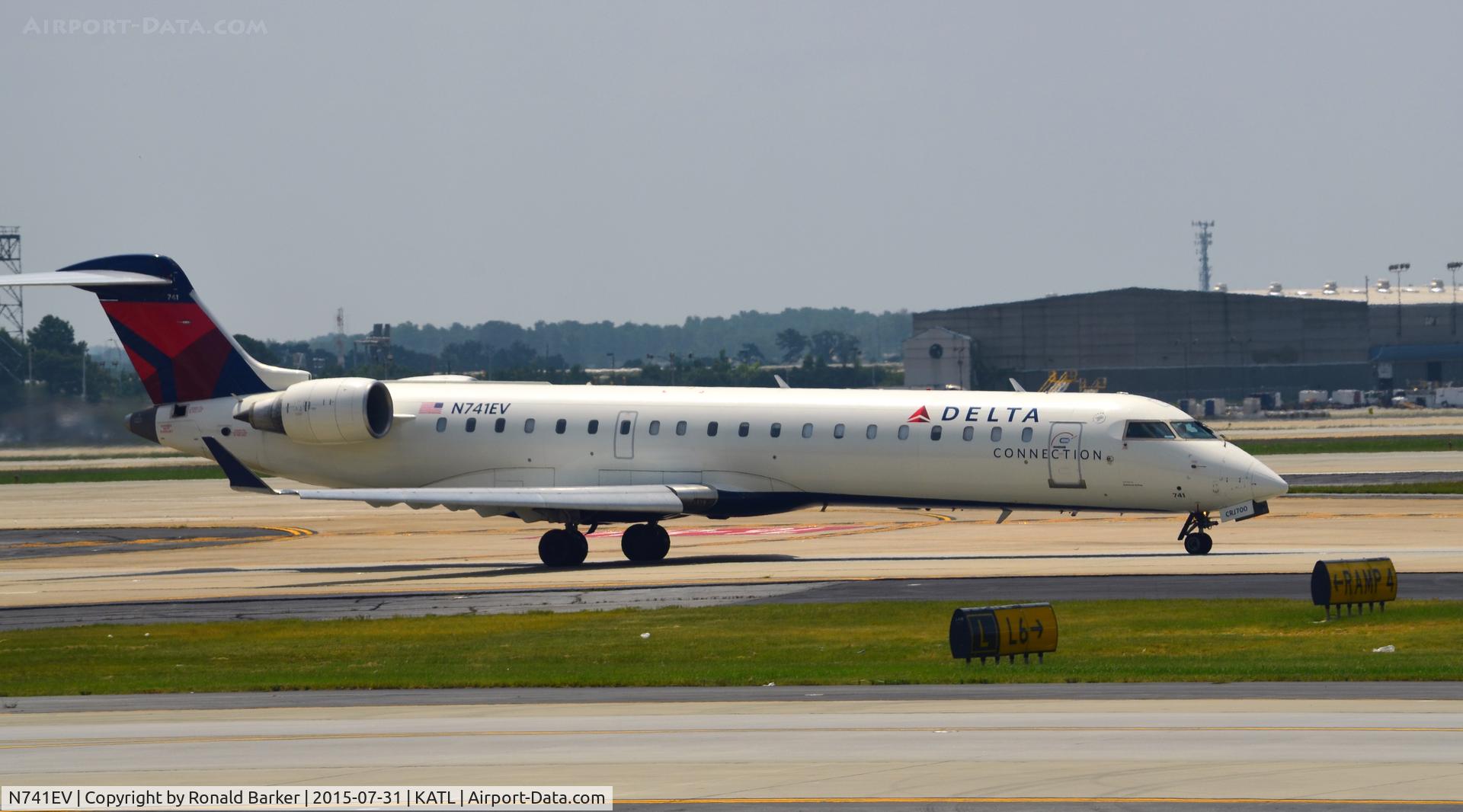 N741EV, 2004 Bombardier CRJ-701ER (CL-600-2C10) Regional Jet C/N 10155, Taxi Atlanta