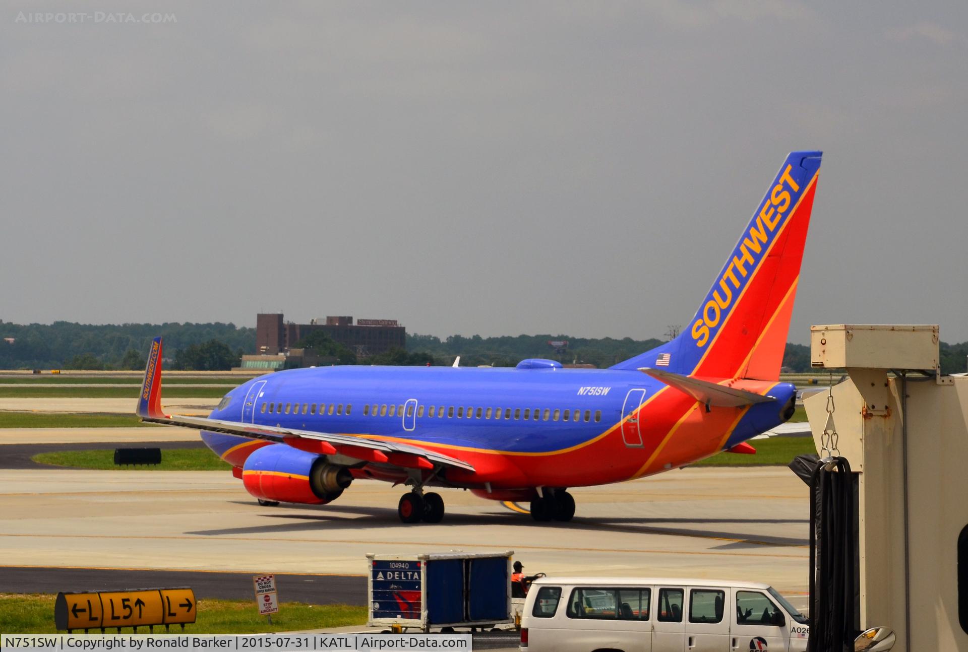 N751SW, 1999 Boeing 737-7H4 C/N 29803, Taxi for takeoff Atlanta