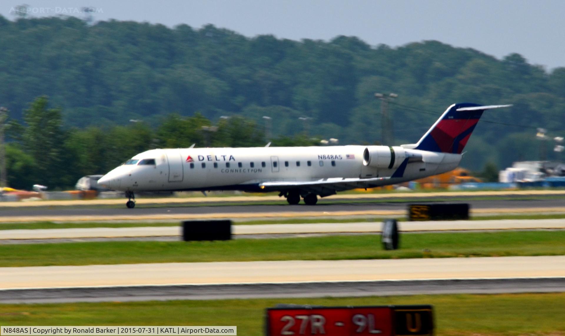 N848AS, 1999 Bombardier CRJ-200ER (CL-600-2B19) C/N 7339, Landing Atlanta