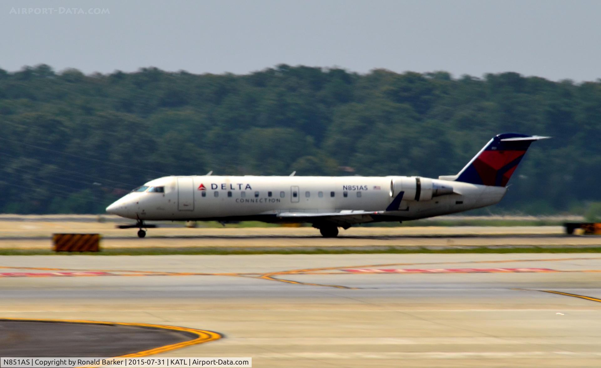 N851AS, 1999 Bombardier CRJ-200ER (CL-600-2B19) C/N 7360, Landing Atlanta