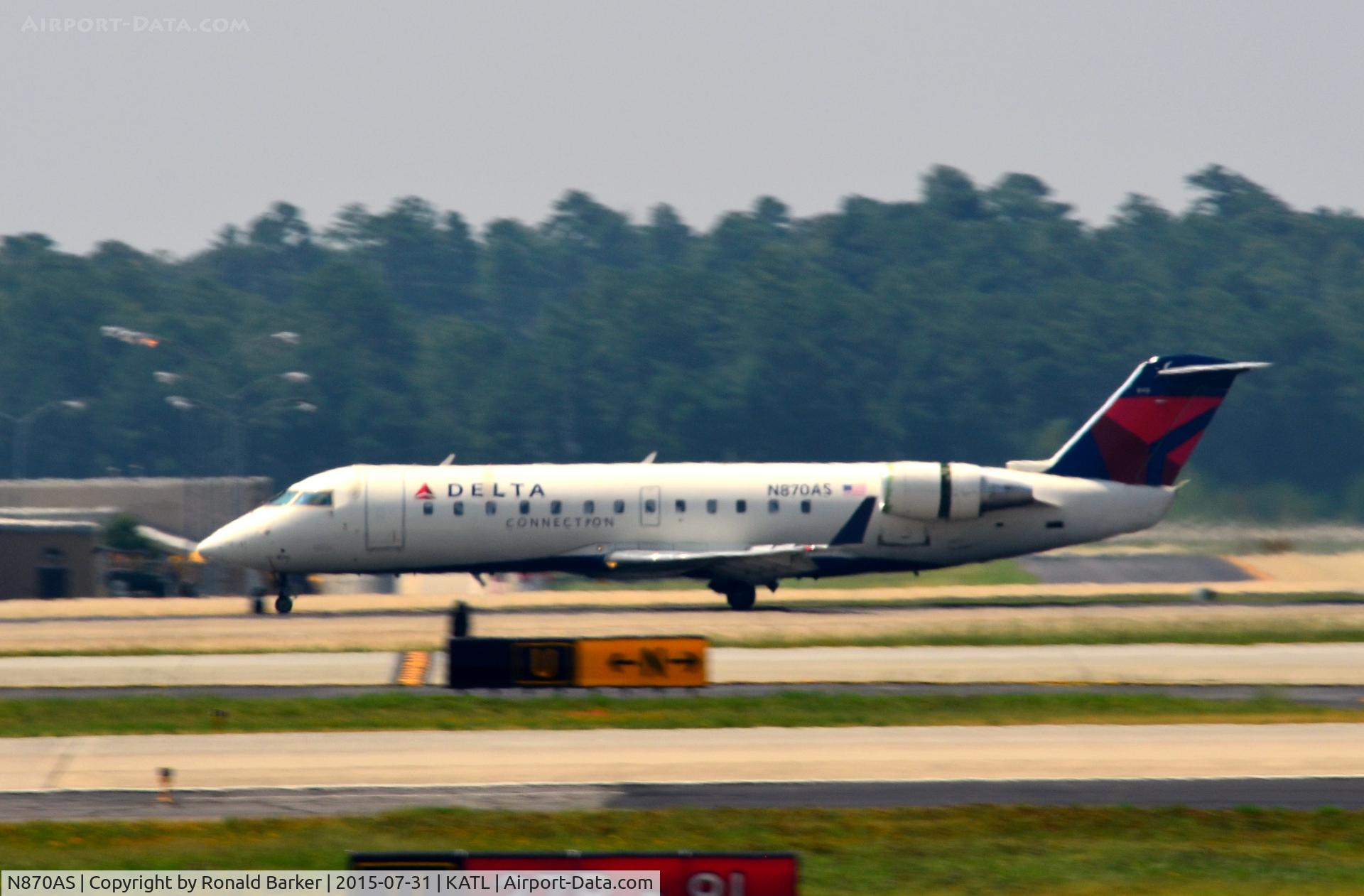 N870AS, 2001 Bombardier CRJ-200ER (CL-600-2B19) C/N 7530, Landing Atlanta