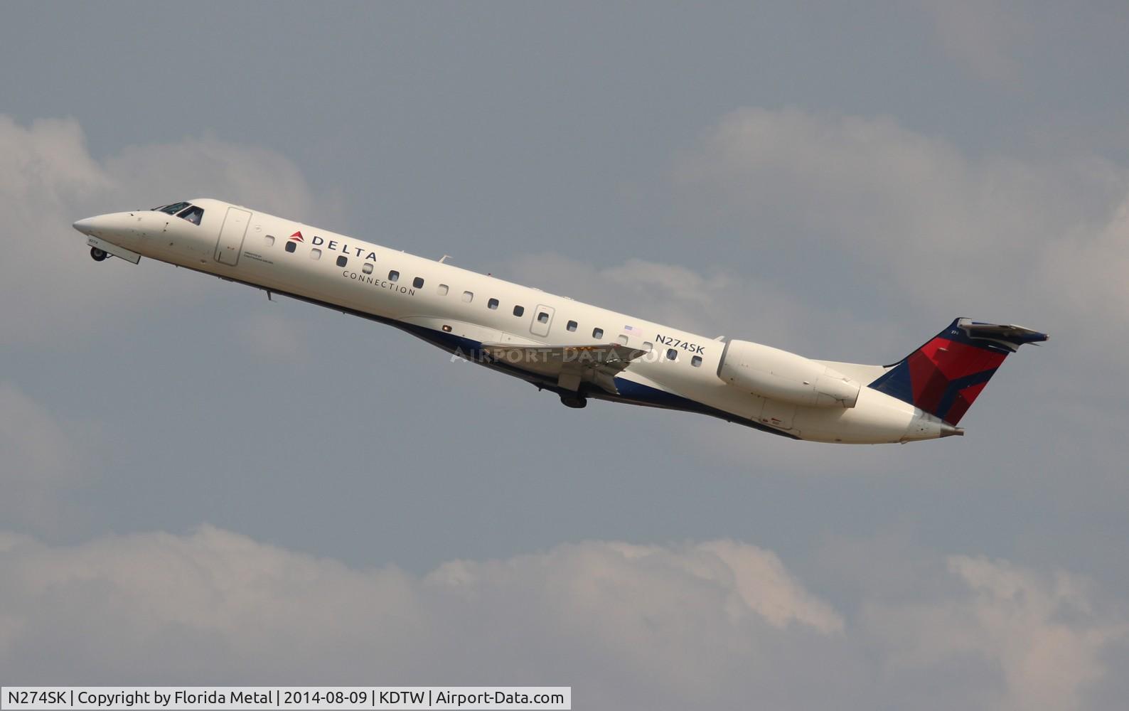 N274SK, 2000 Embraer EMB-145LR C/N 145344, DTW 2014